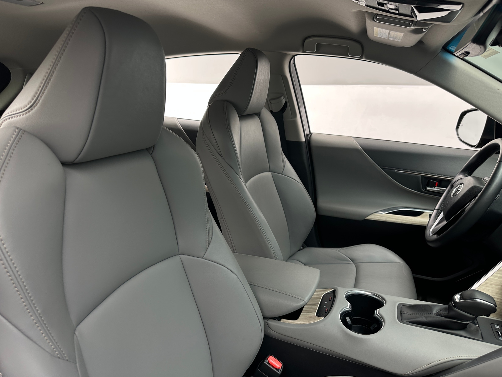 Thumbnail: 2022 Toyota Venza - 2