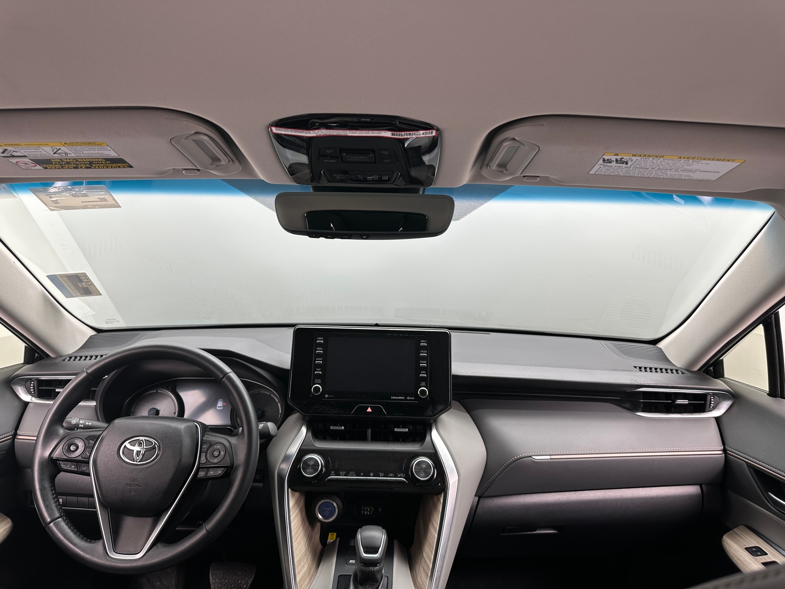 Thumbnail: 2022 Toyota Venza - 3