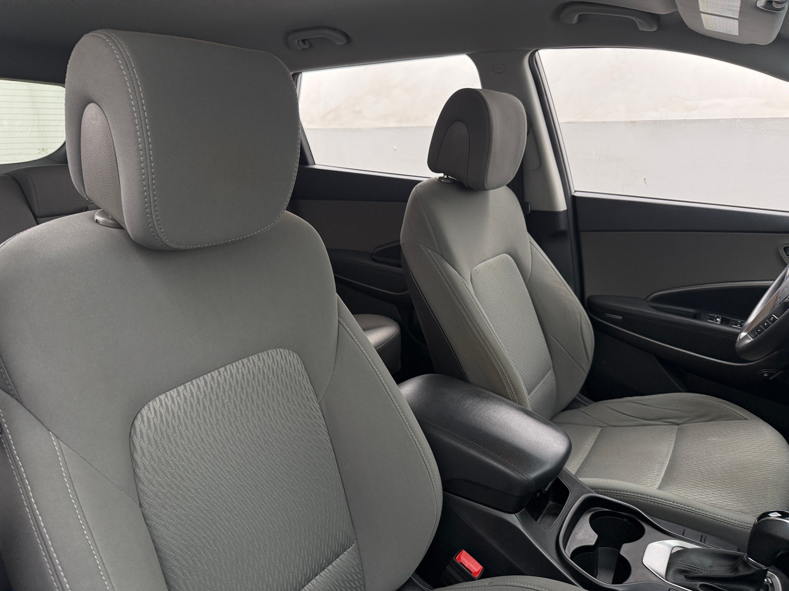 Thumbnail: 2017 Hyundai Santa Fe - 2