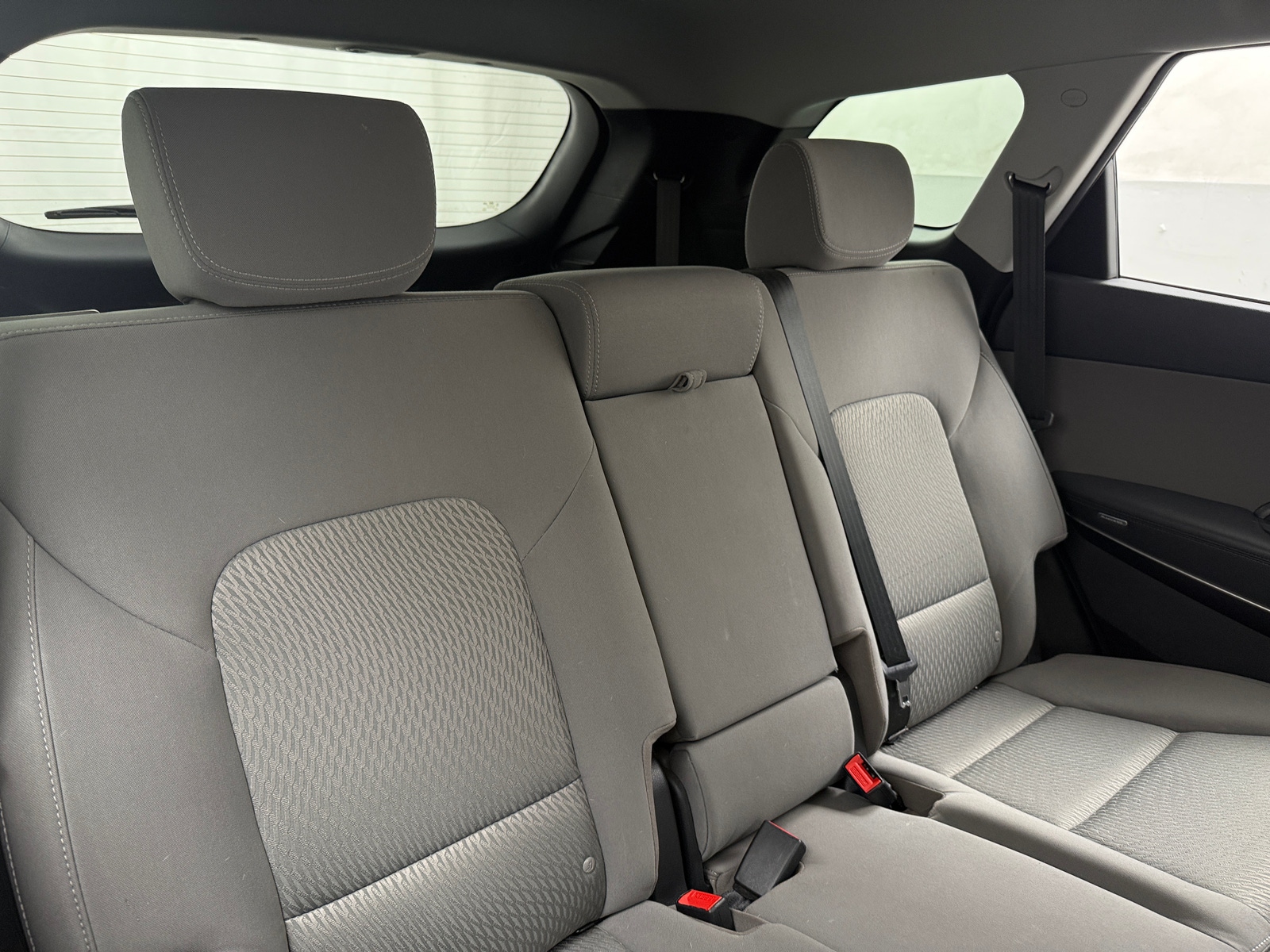 Thumbnail: 2017 Hyundai Santa Fe - 6