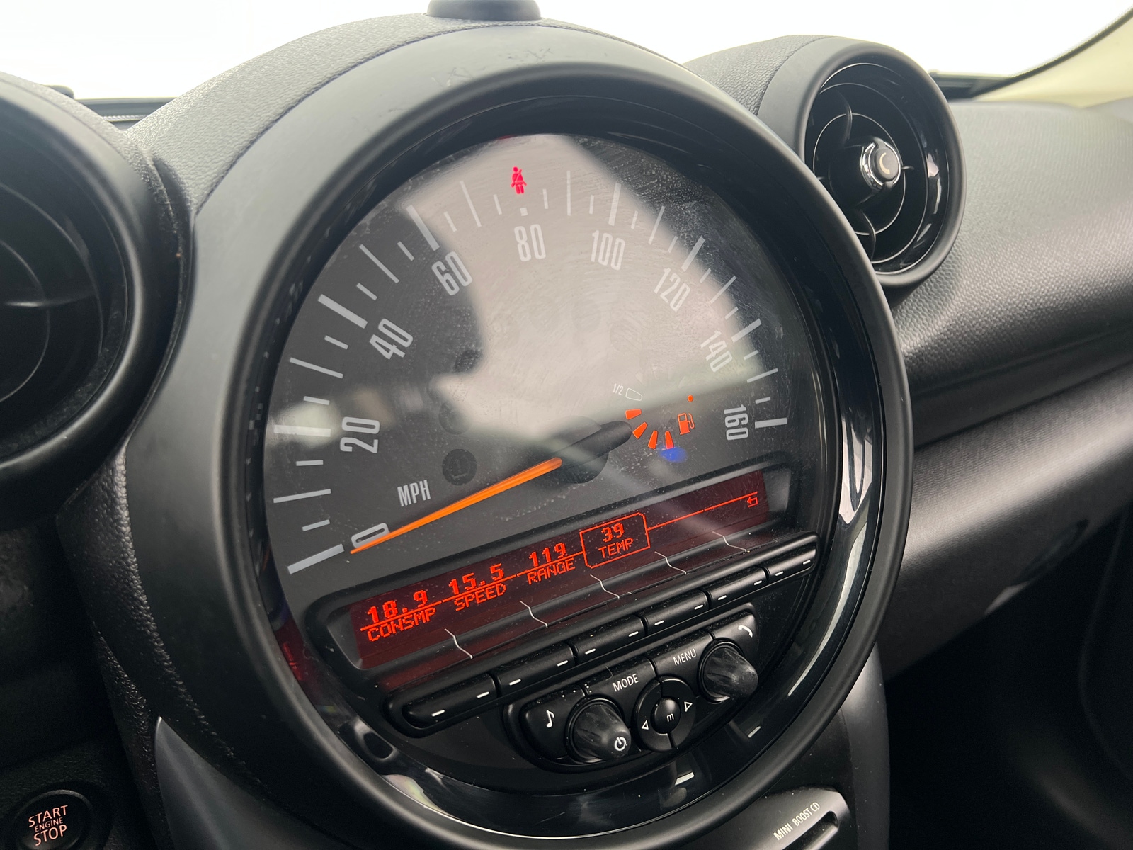 Thumbnail: 2015 MINI Cooper Countryman - 3