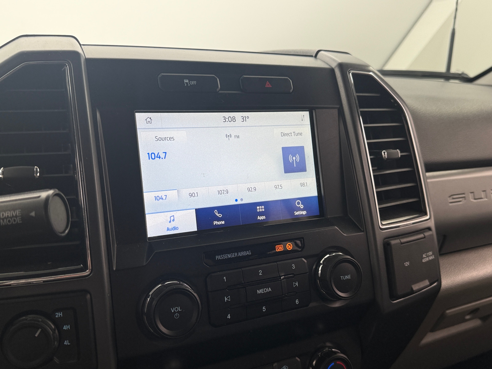 Thumbnail: 2022 Ford Econoline - 4