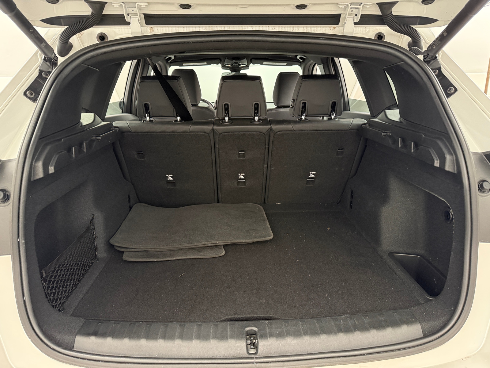 Thumbnail: 2023 BMW X1 - 6