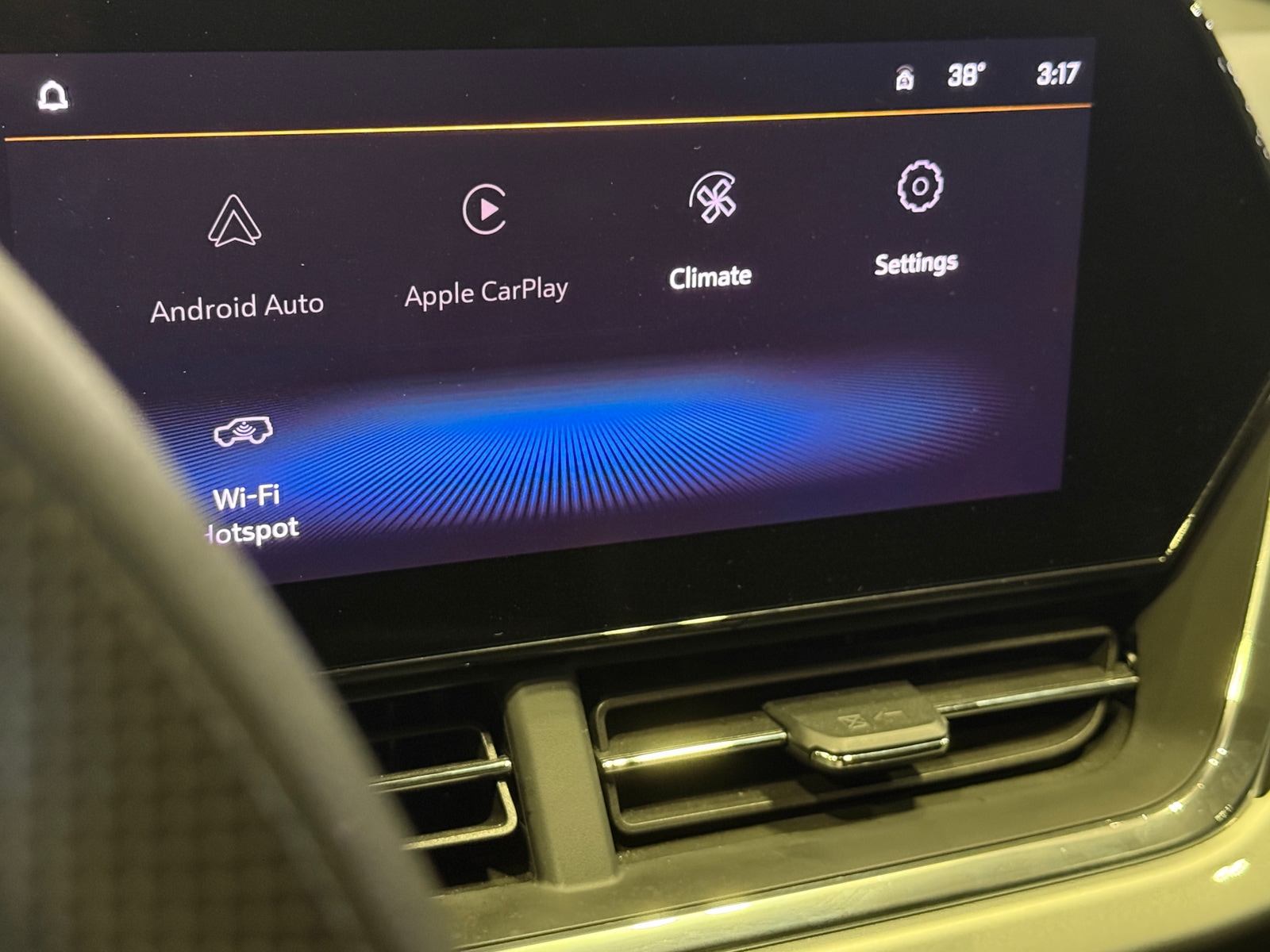 Thumbnail: 2025 Chevrolet Trax - 4