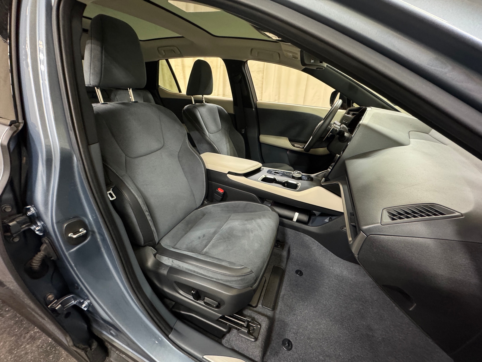 Thumbnail: 2023 Lexus RZ - 2