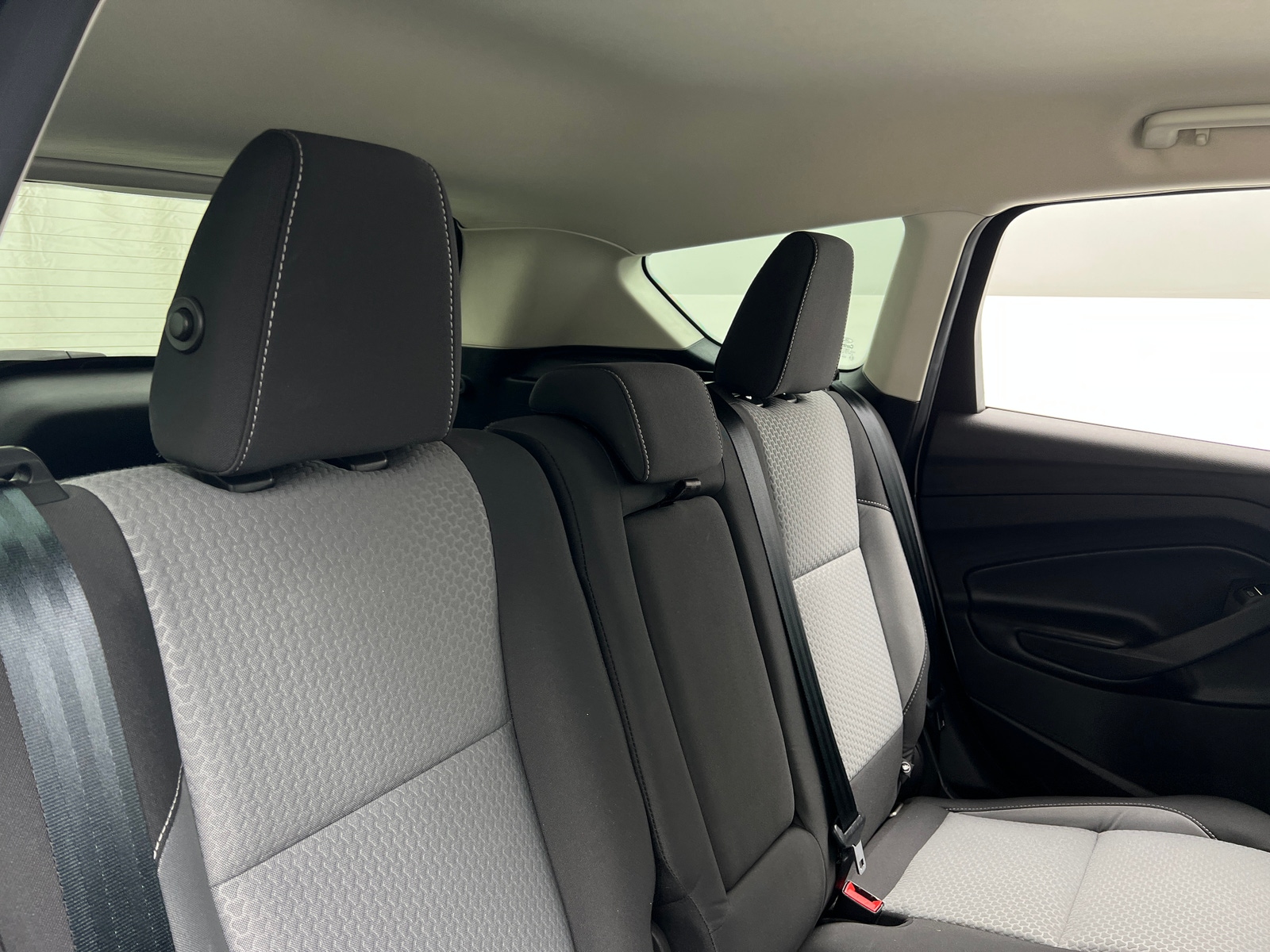 Thumbnail: 2019 Ford Escape - 6