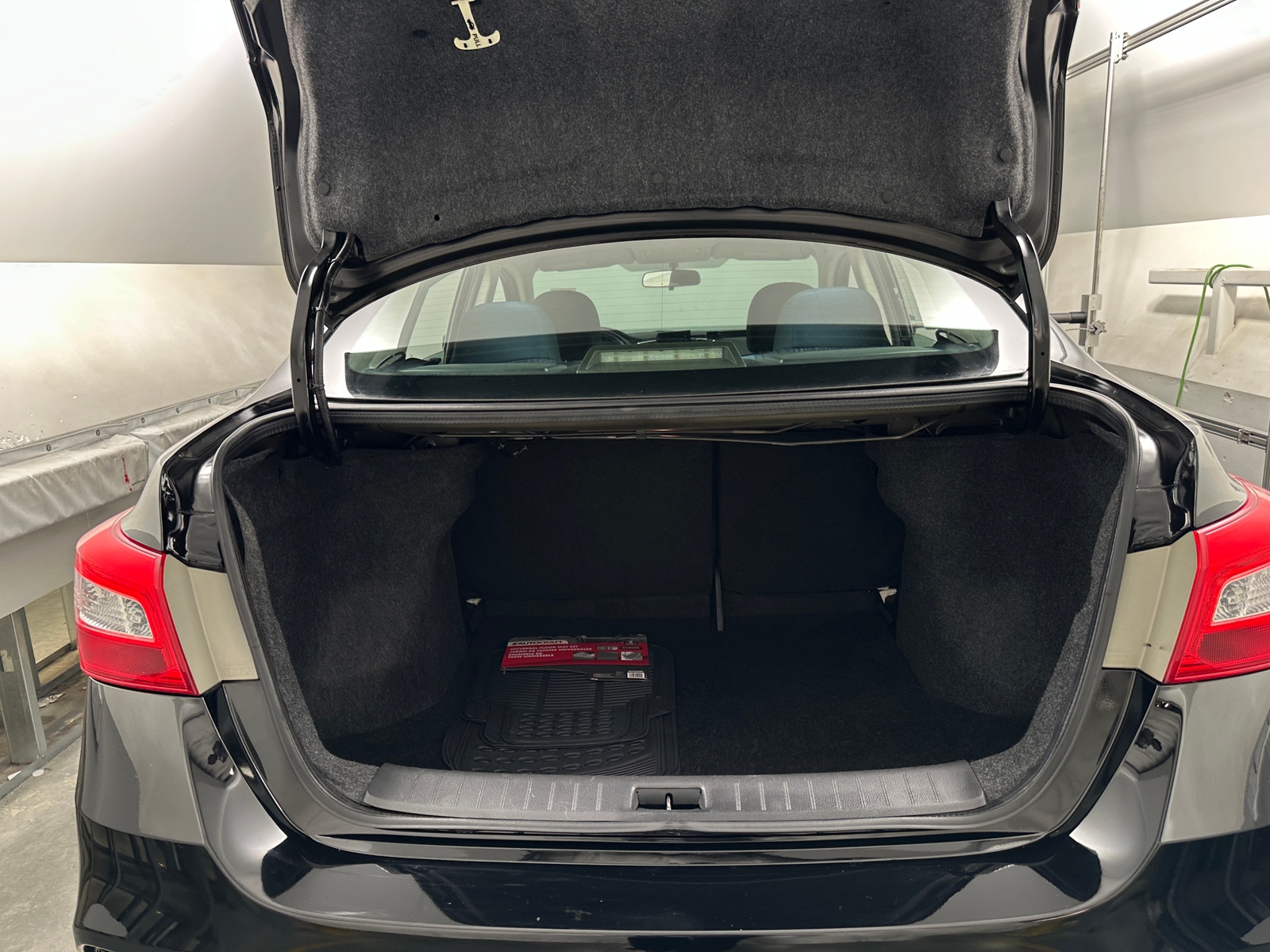 Thumbnail: 2019 Nissan Sentra - 7