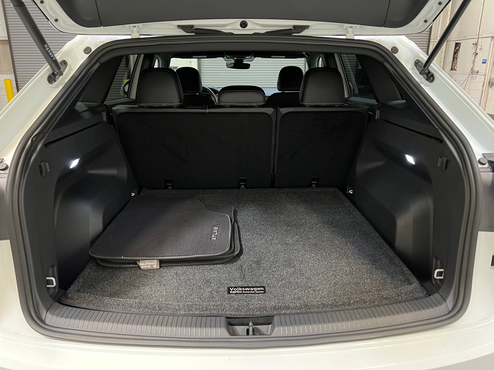 Thumbnail: 2024 Volkswagen Atlas - 6