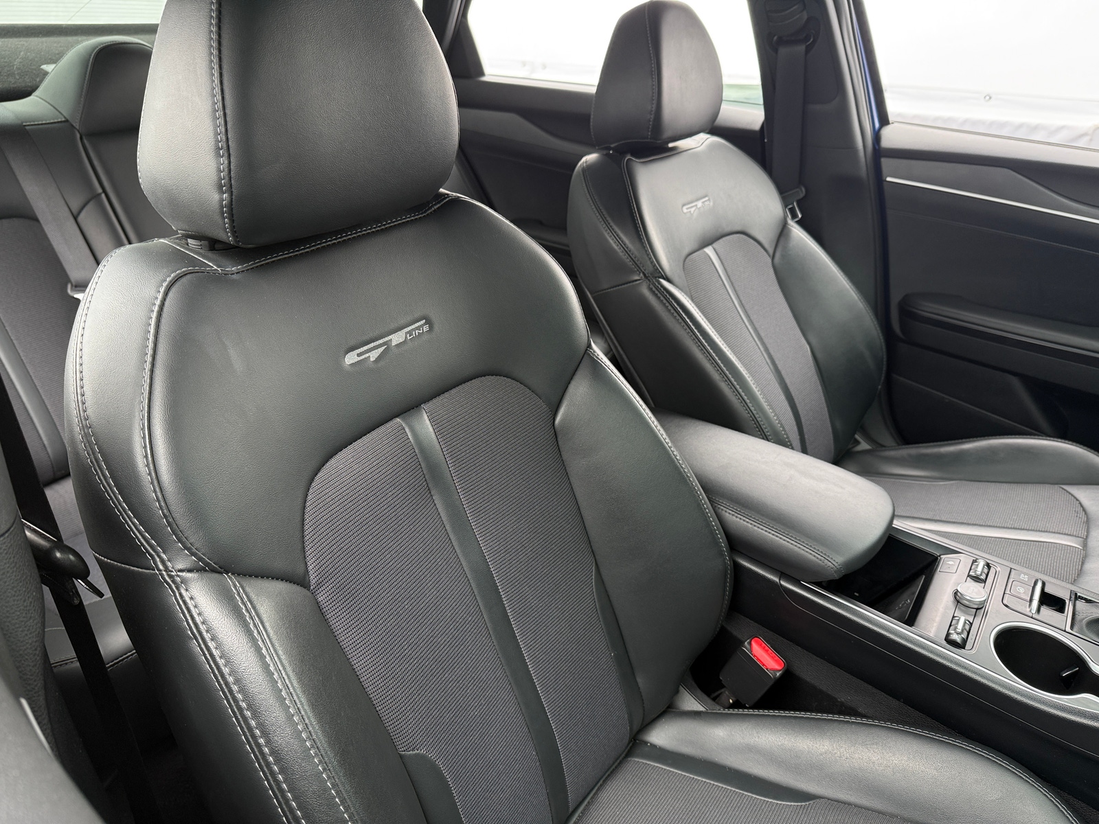 Thumbnail: 2022 Kia K5 - 2