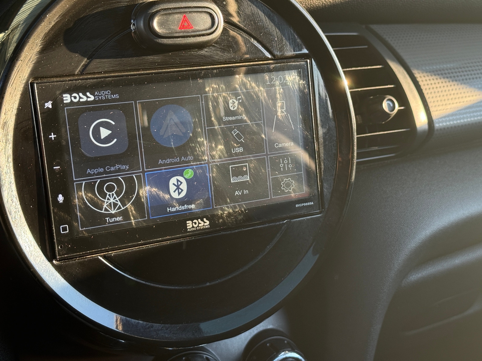 Thumbnail: 2016 MINI Cooper Hardtop - 3