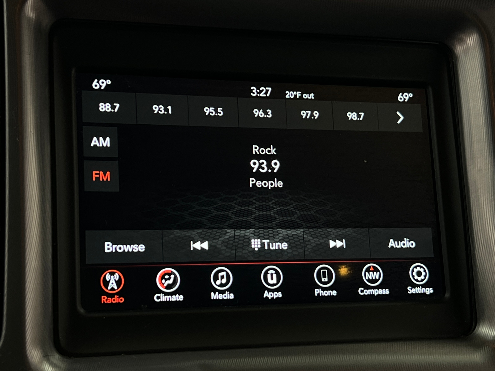 Thumbnail: 2019 Dodge Challenger - 3