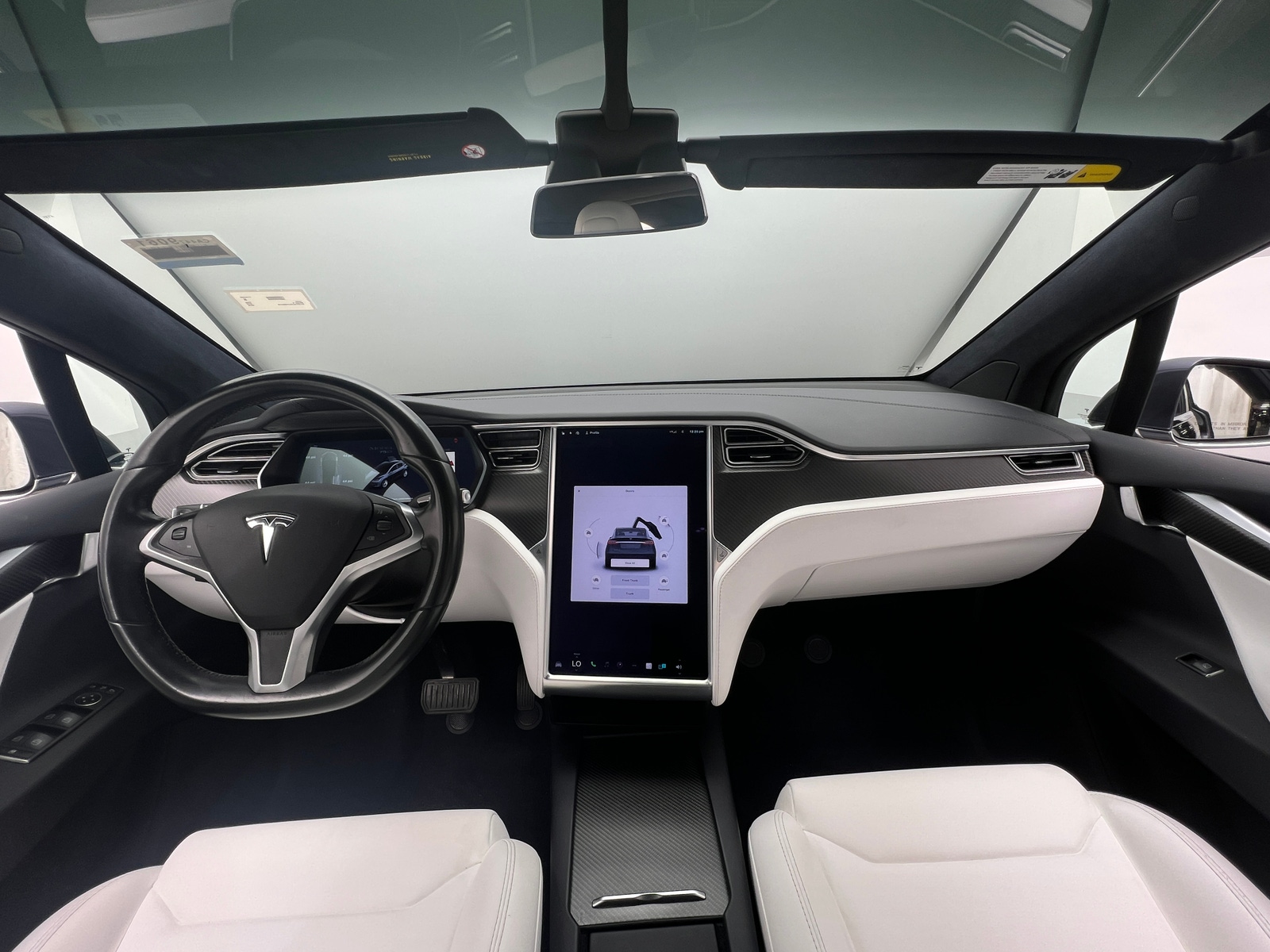 Thumbnail: 2018 Tesla Model X - 2