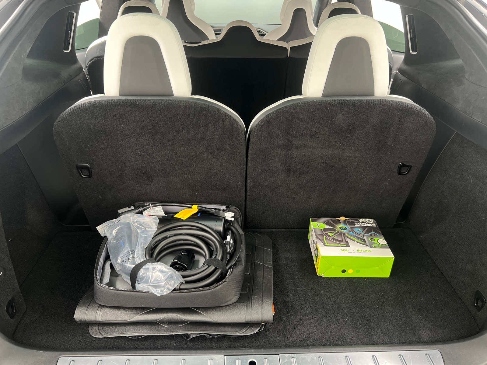 Thumbnail: 2018 Tesla Model X - 6