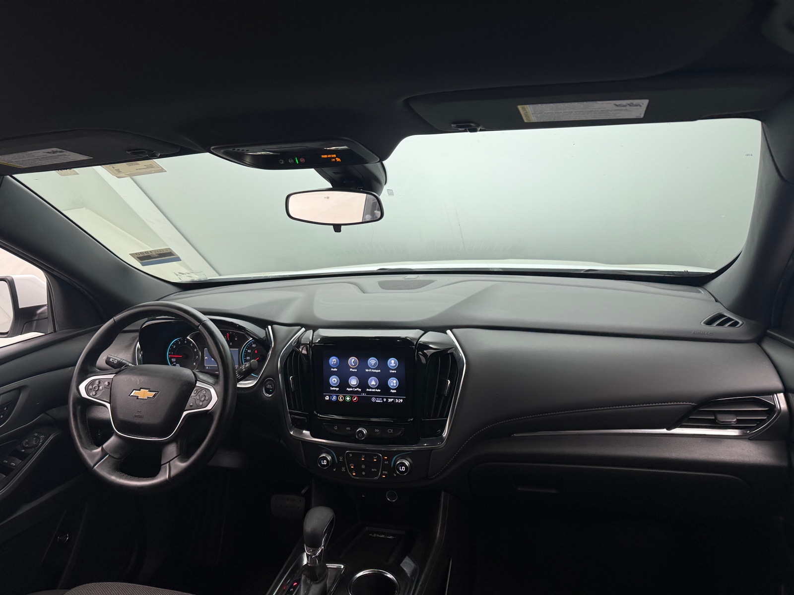 Thumbnail: 2023 Chevrolet Traverse - 3