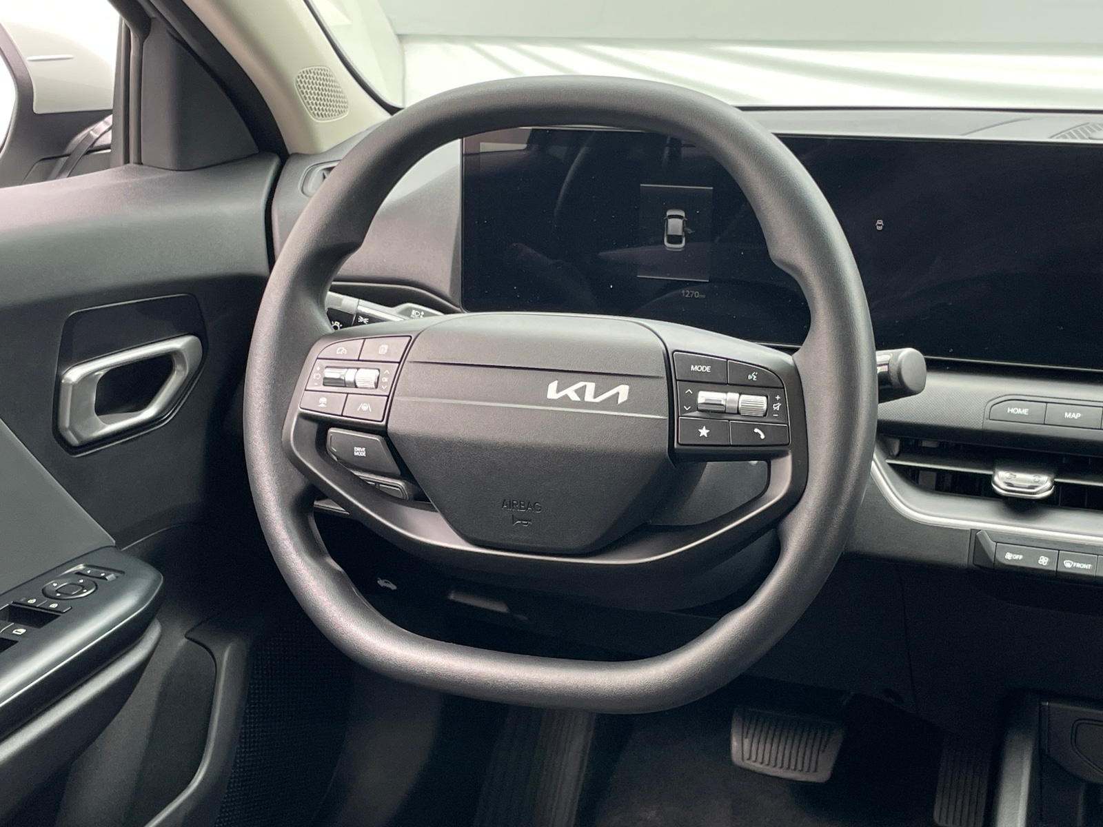 Thumbnail: 2025 Kia K4 - 5