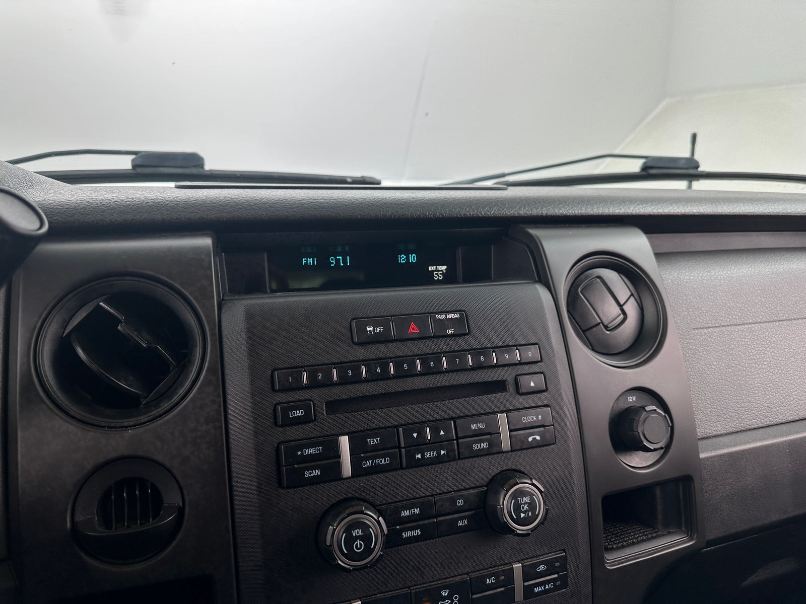 Thumbnail: 2014 Ford Econoline - 4