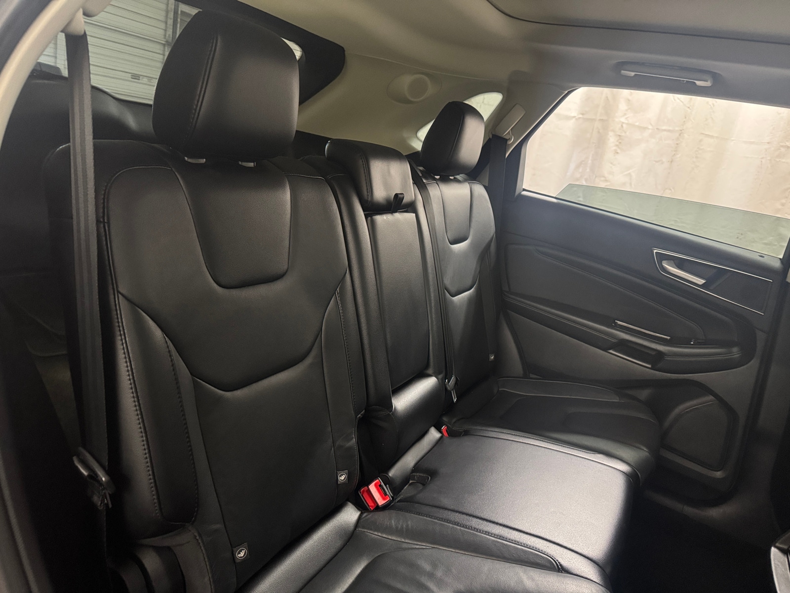 Thumbnail: 2015 Ford Edge - 5