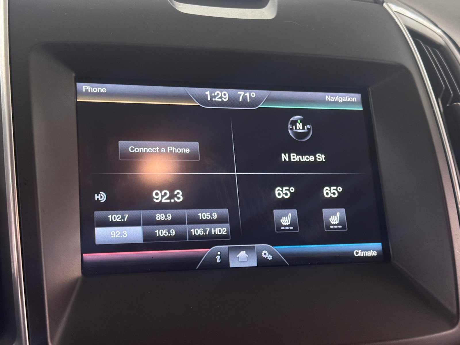 Thumbnail: 2015 Ford Edge - 3