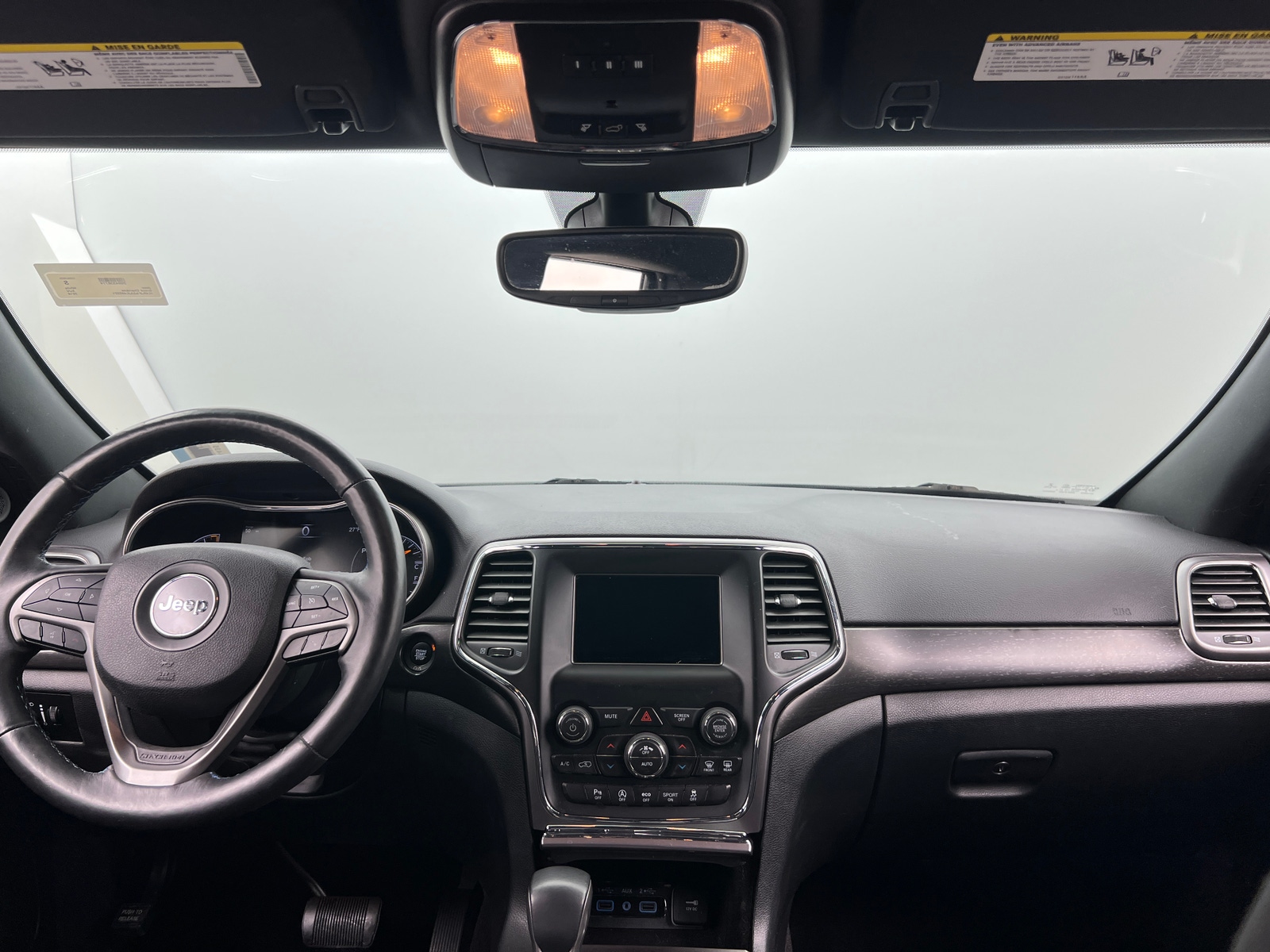 Thumbnail: 2018 Jeep Grand Cherokee - 3