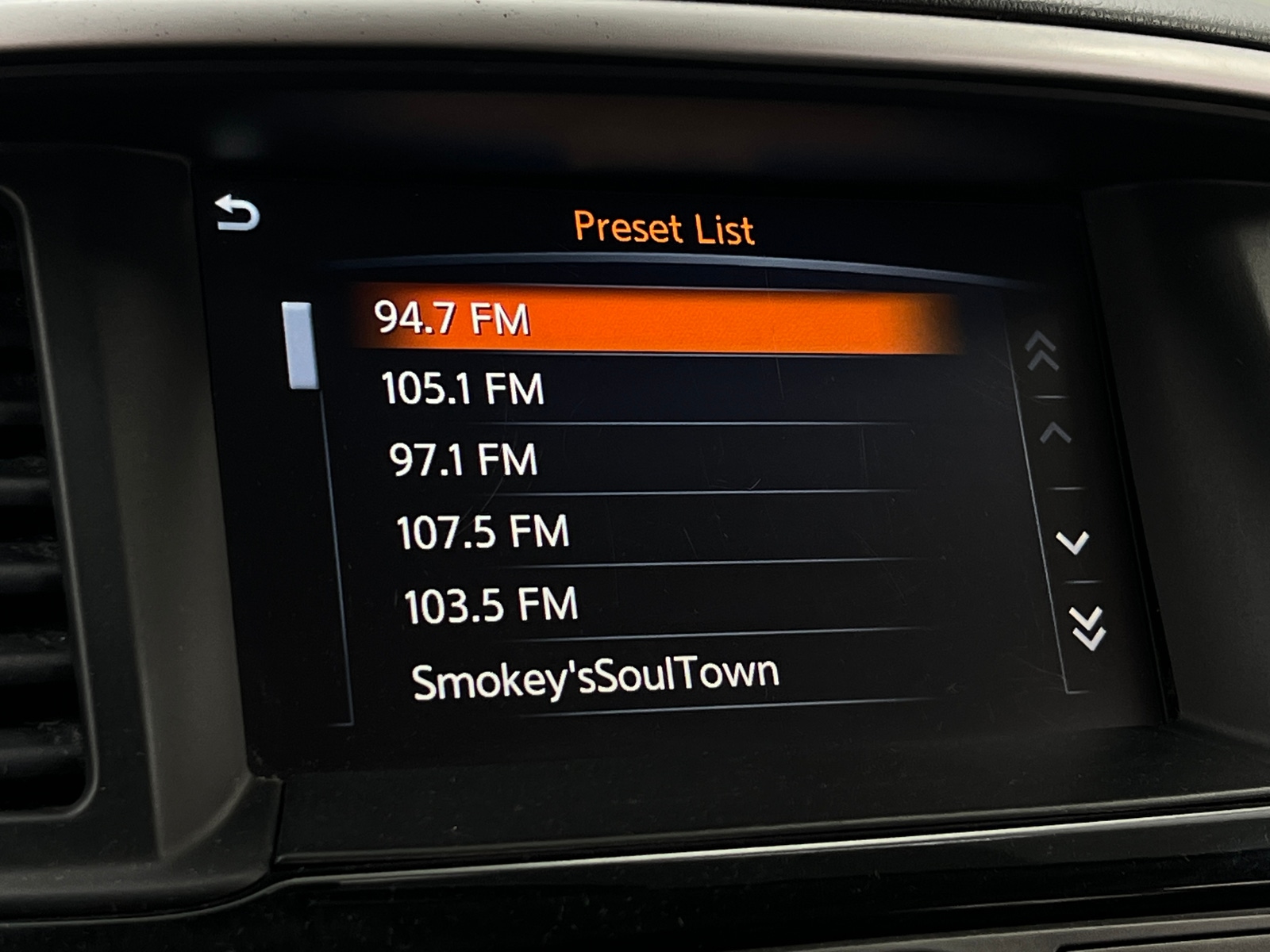 Thumbnail: 2020 Nissan Pathfinder - 4