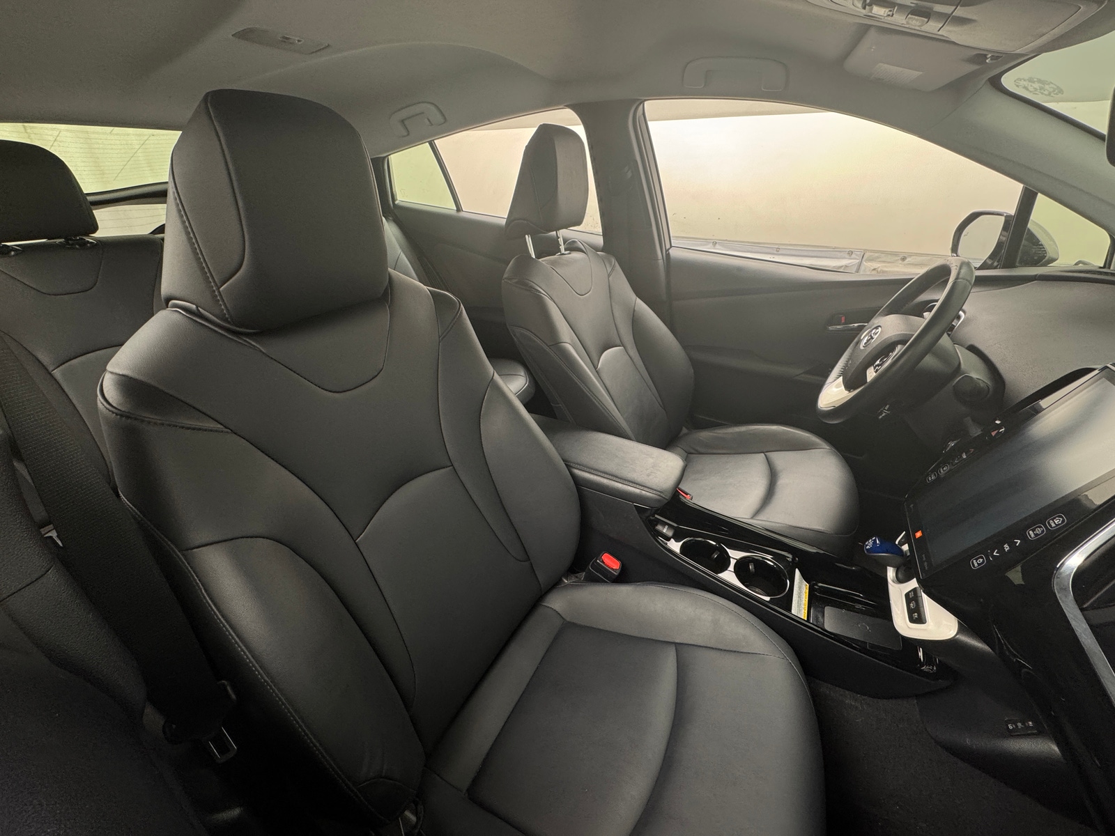 Thumbnail: 2017 Toyota Prius Prime - 2