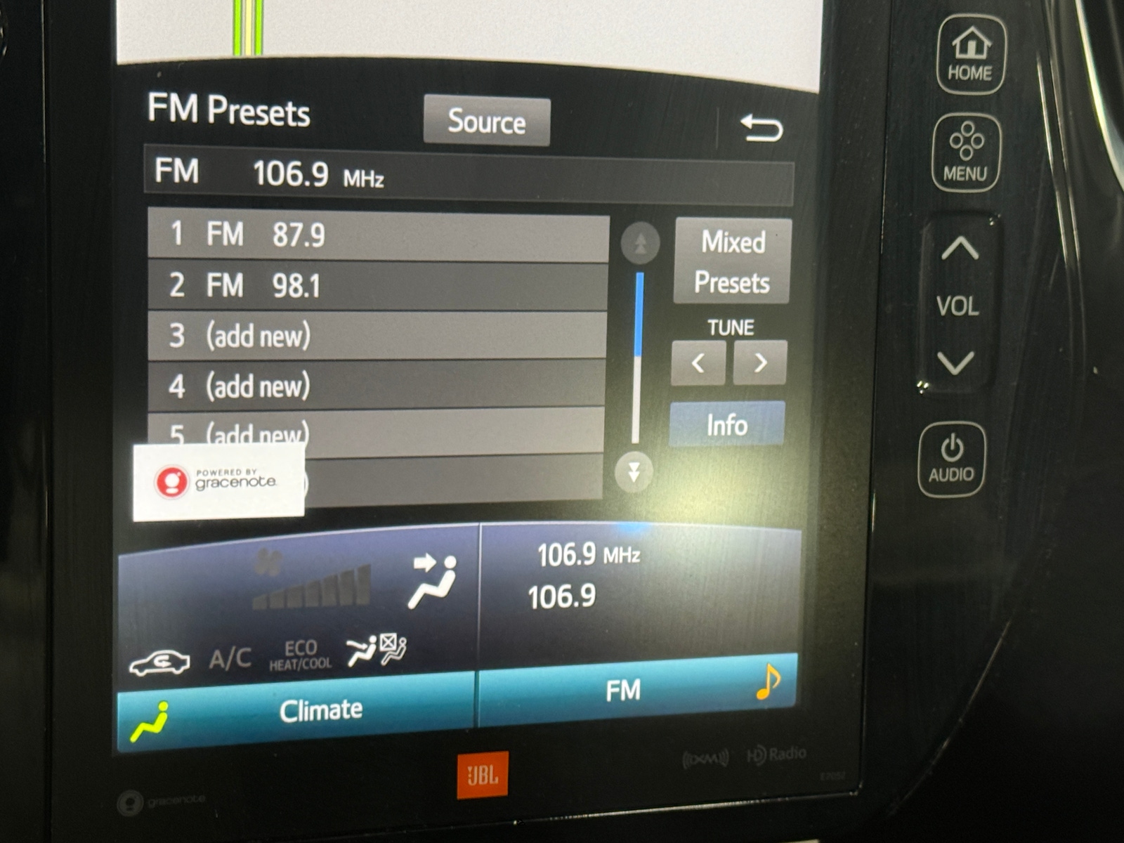 Thumbnail: 2017 Toyota Prius Prime - 4