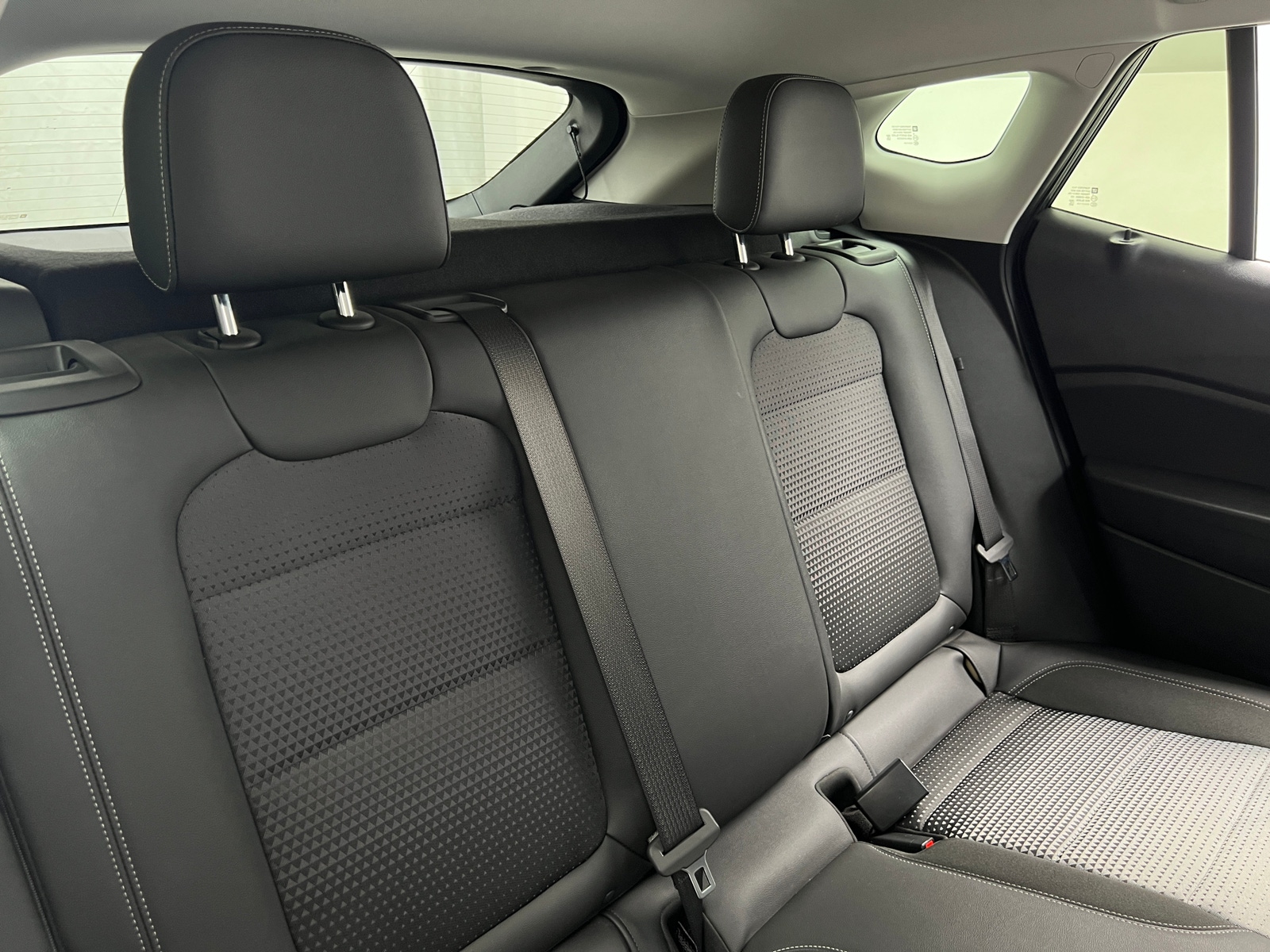 Thumbnail: 2025 Chevrolet Trax - 6