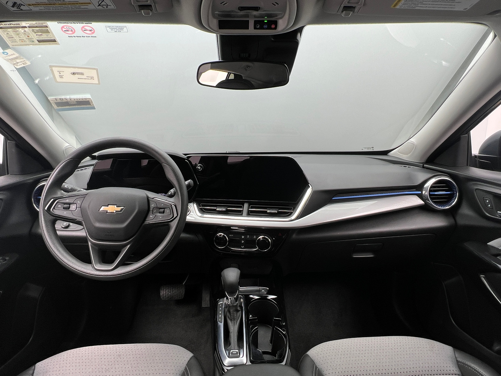 Thumbnail: 2025 Chevrolet Trax - 3