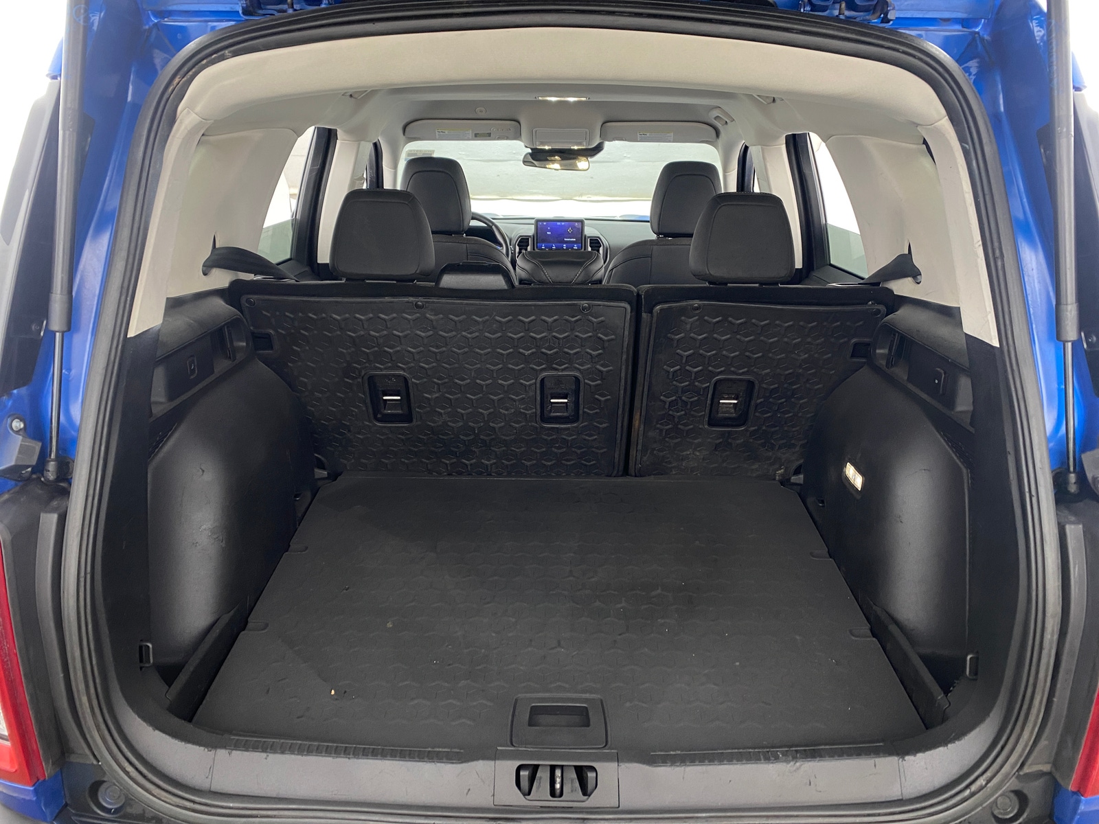 Thumbnail: 2022 Ford Bronco Sport - 7