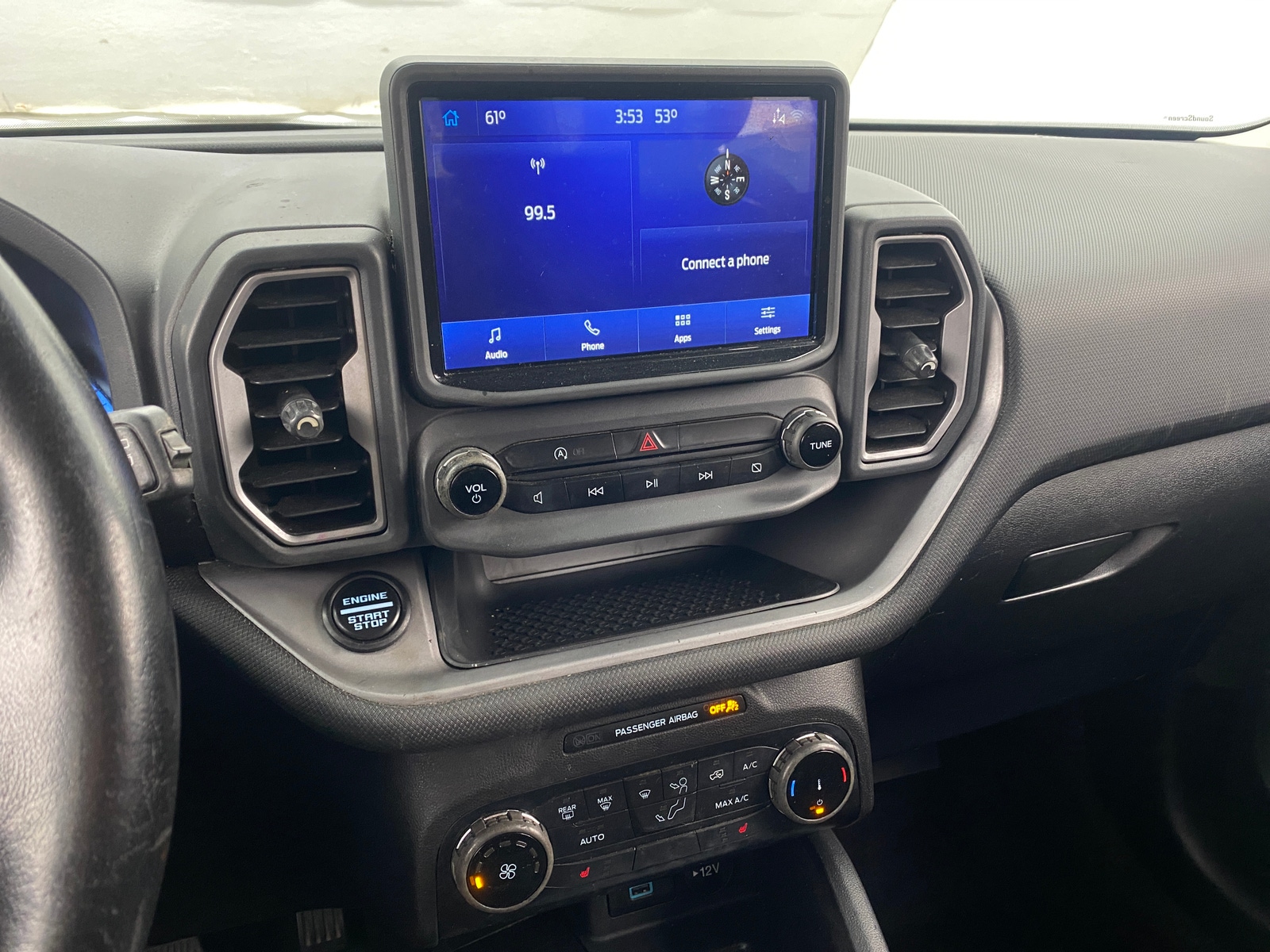 Thumbnail: 2022 Ford Bronco Sport - 4