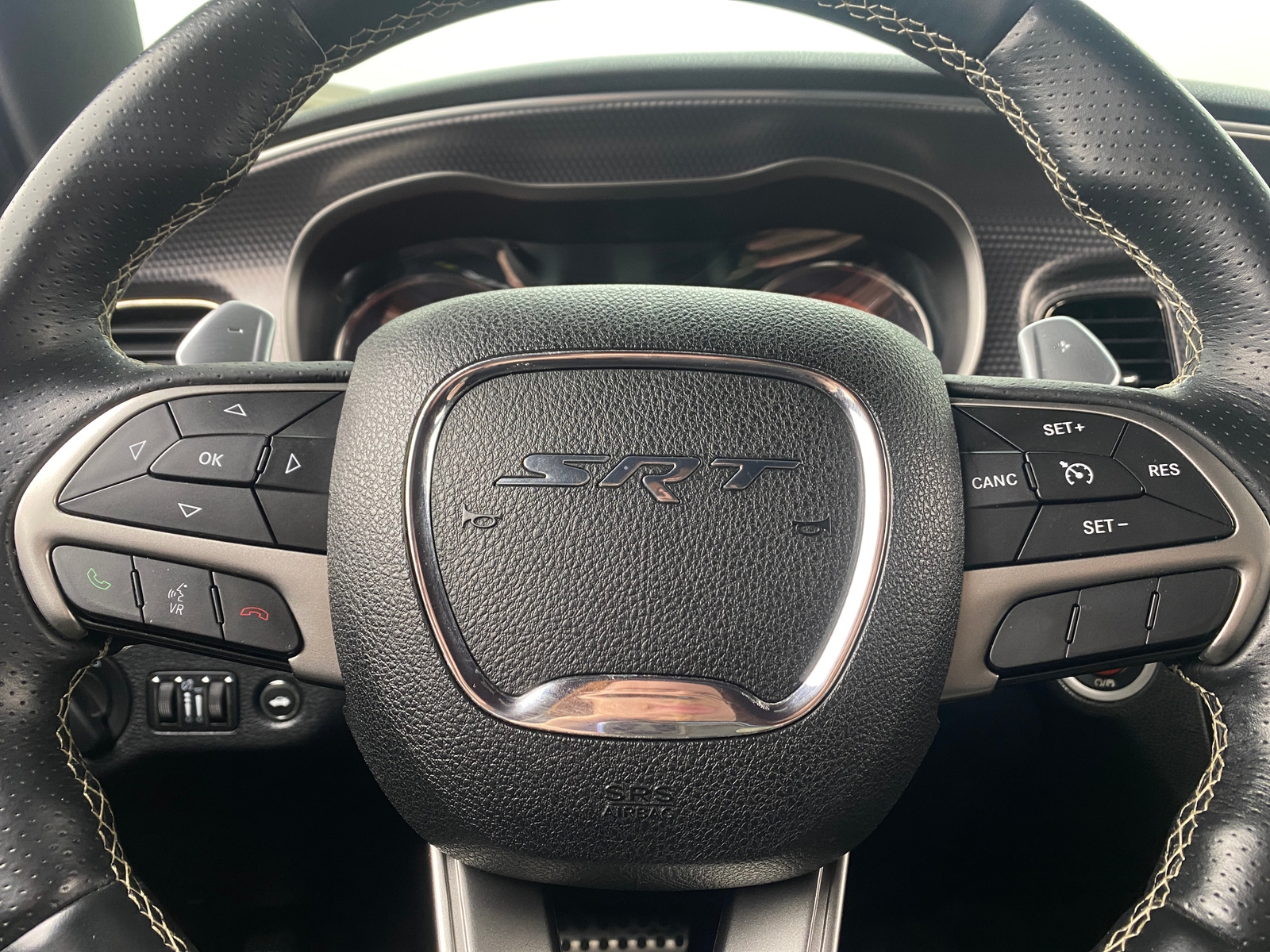 Thumbnail: 2017 Dodge Charger - 5