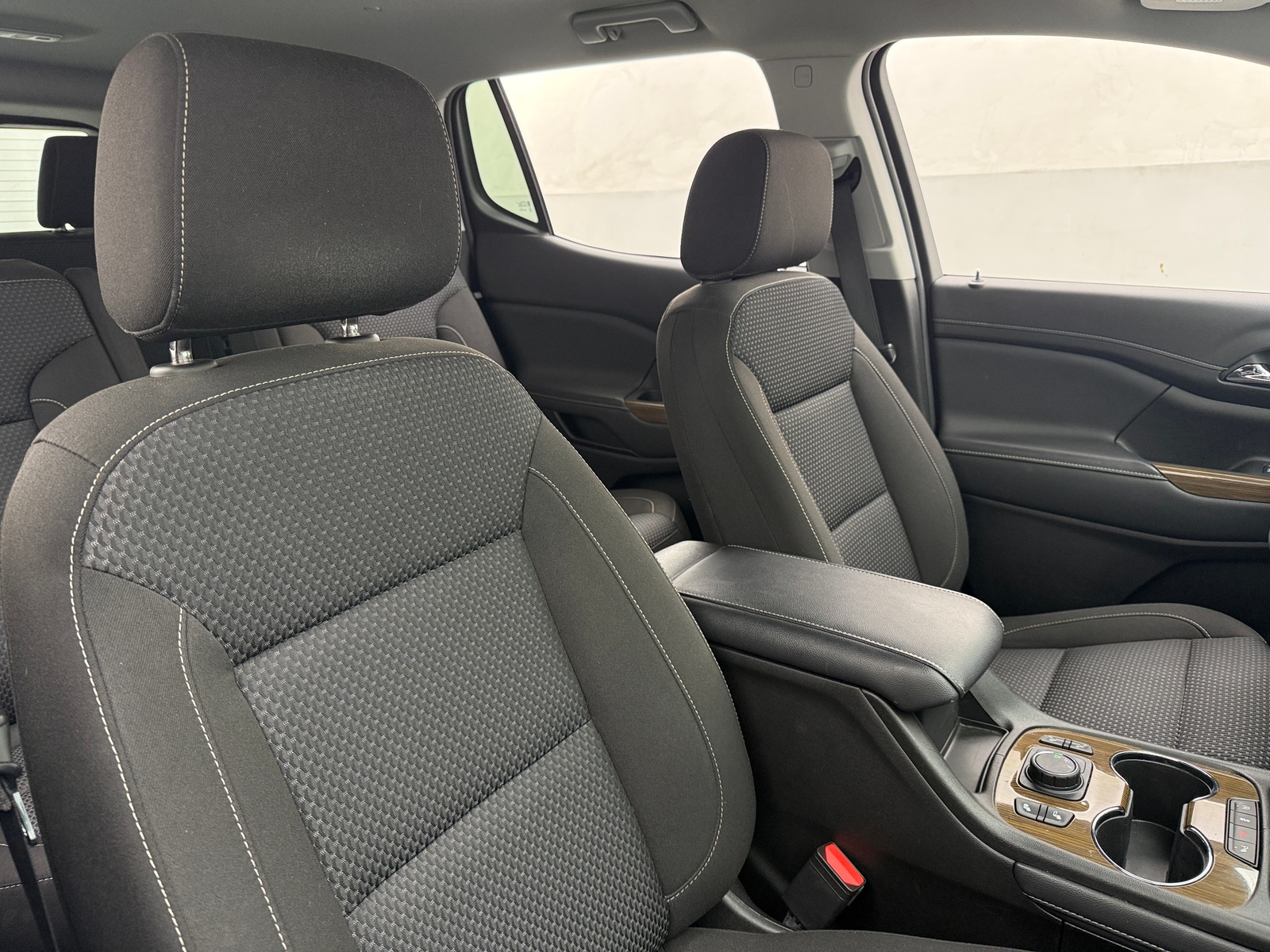 Thumbnail: 2023 GMC Acadia - 2