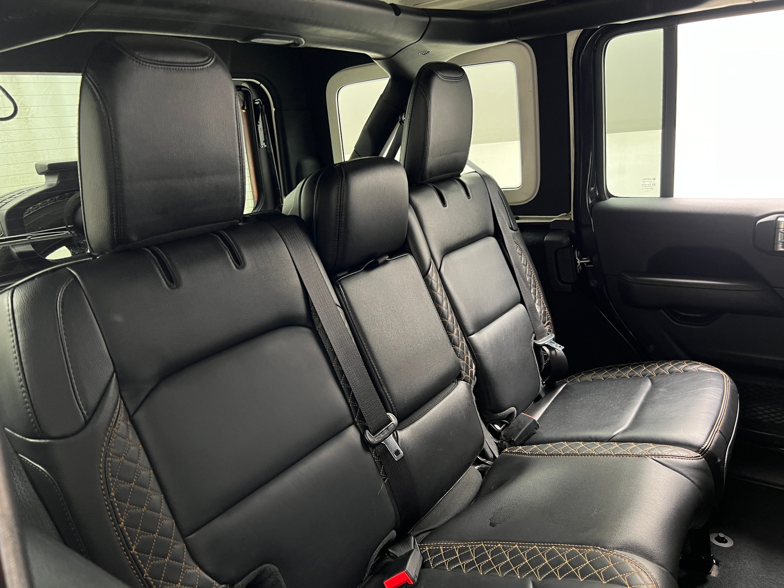 Thumbnail: 2022 Jeep Wrangler - 5