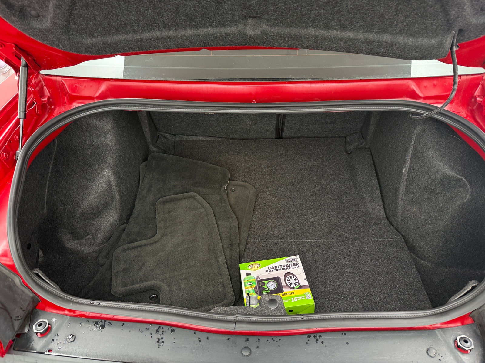 Thumbnail: 2012 Dodge Challenger - 4