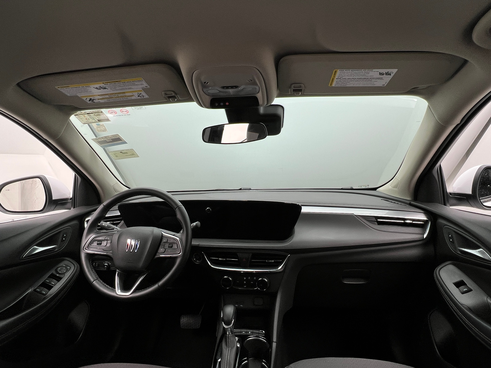 Thumbnail: 2025 Buick Encore GX - 3