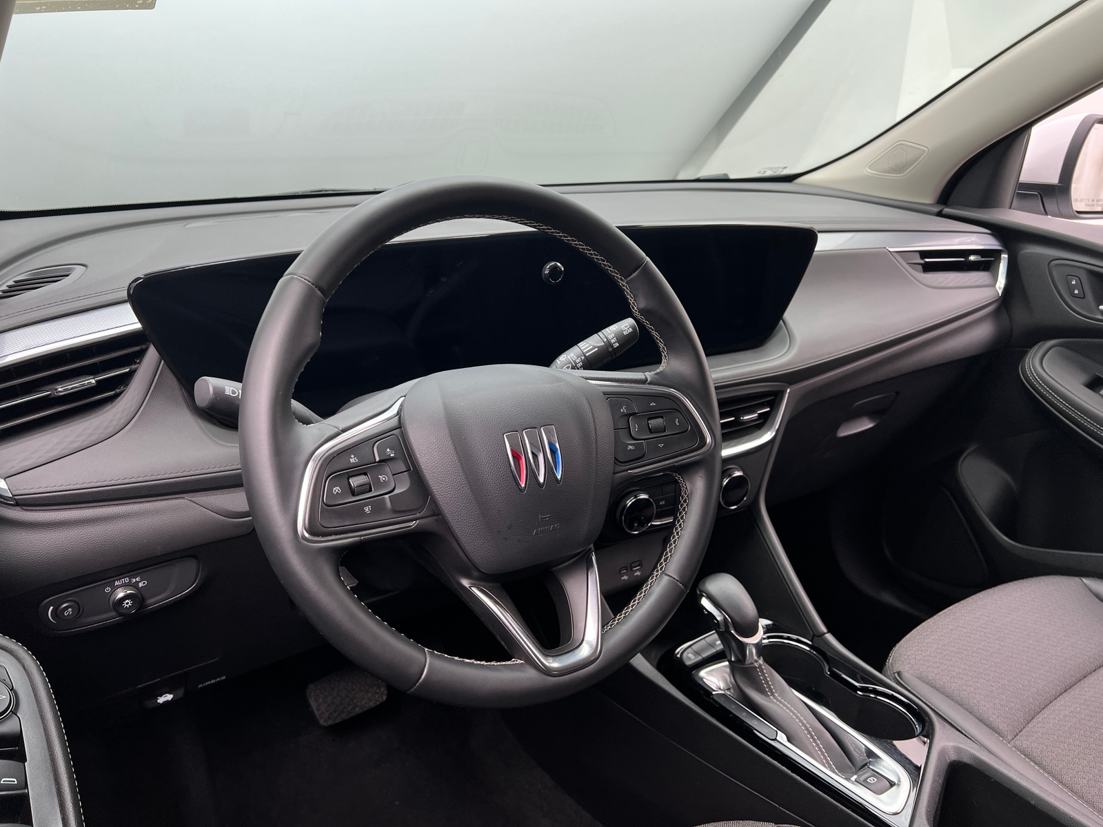 Thumbnail: 2025 Buick Encore GX - 5