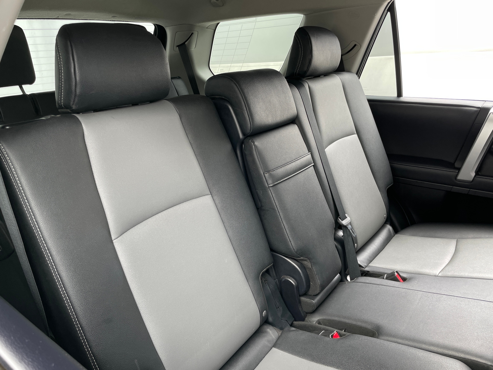 Thumbnail: 2021 Toyota 4Runner - 6