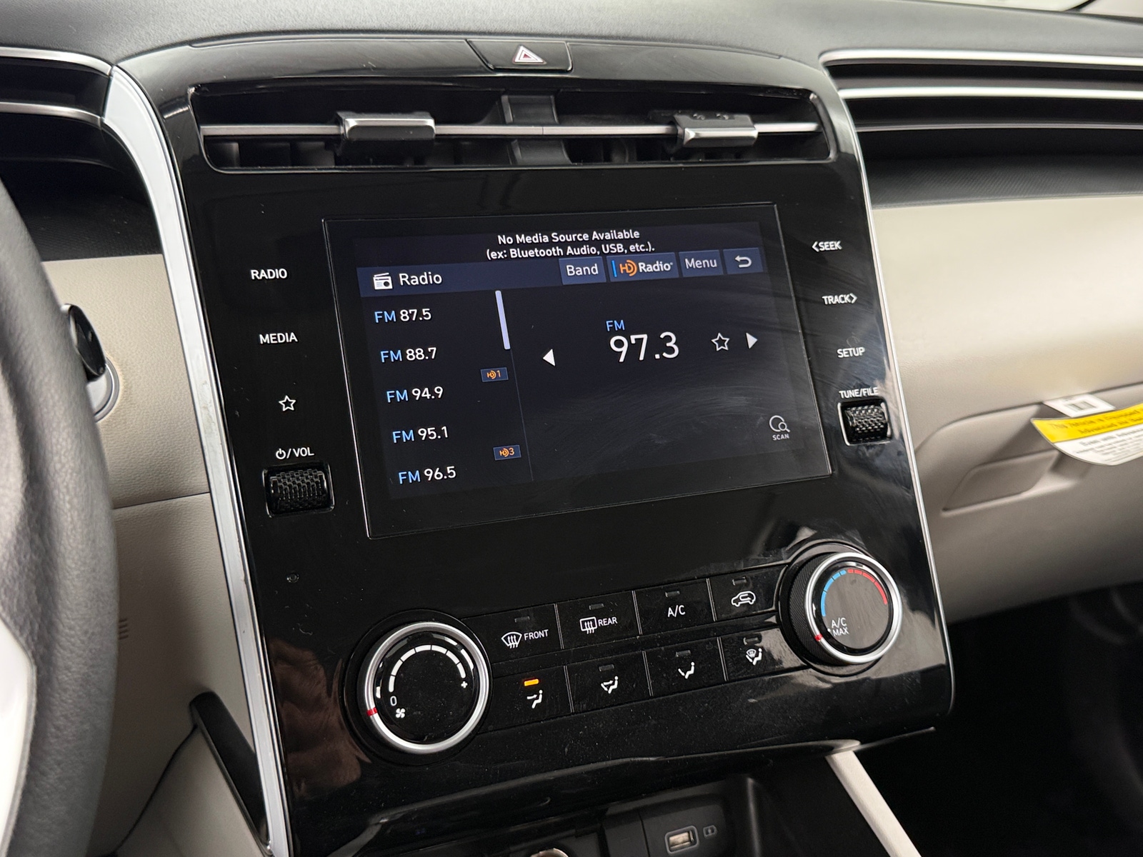 Thumbnail: 2023 Hyundai Tucson - 4