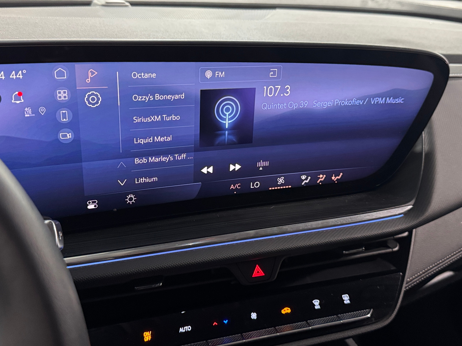 Thumbnail: 2025 Buick Envision - 3