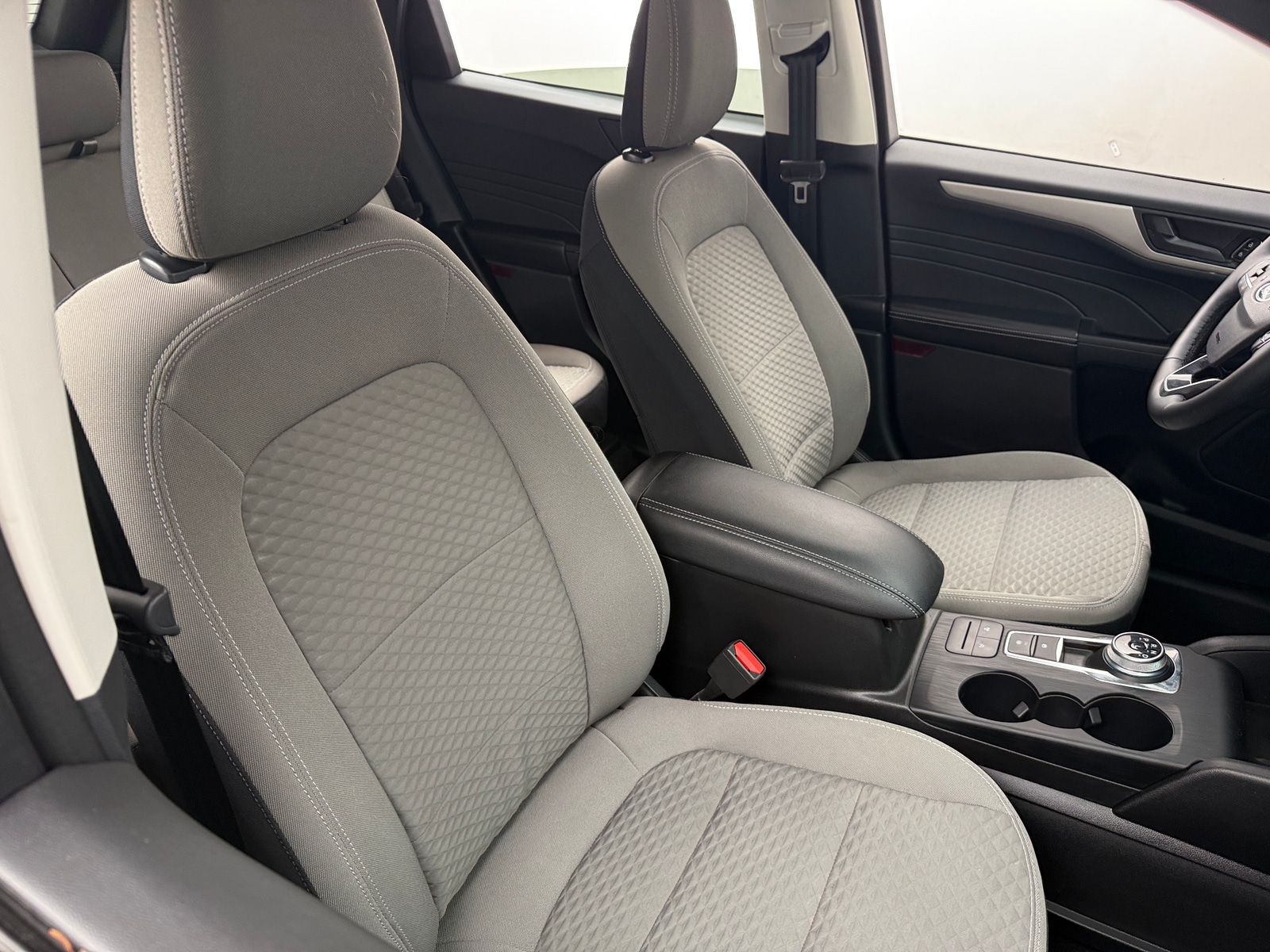 Thumbnail: 2022 Ford Escape - 2