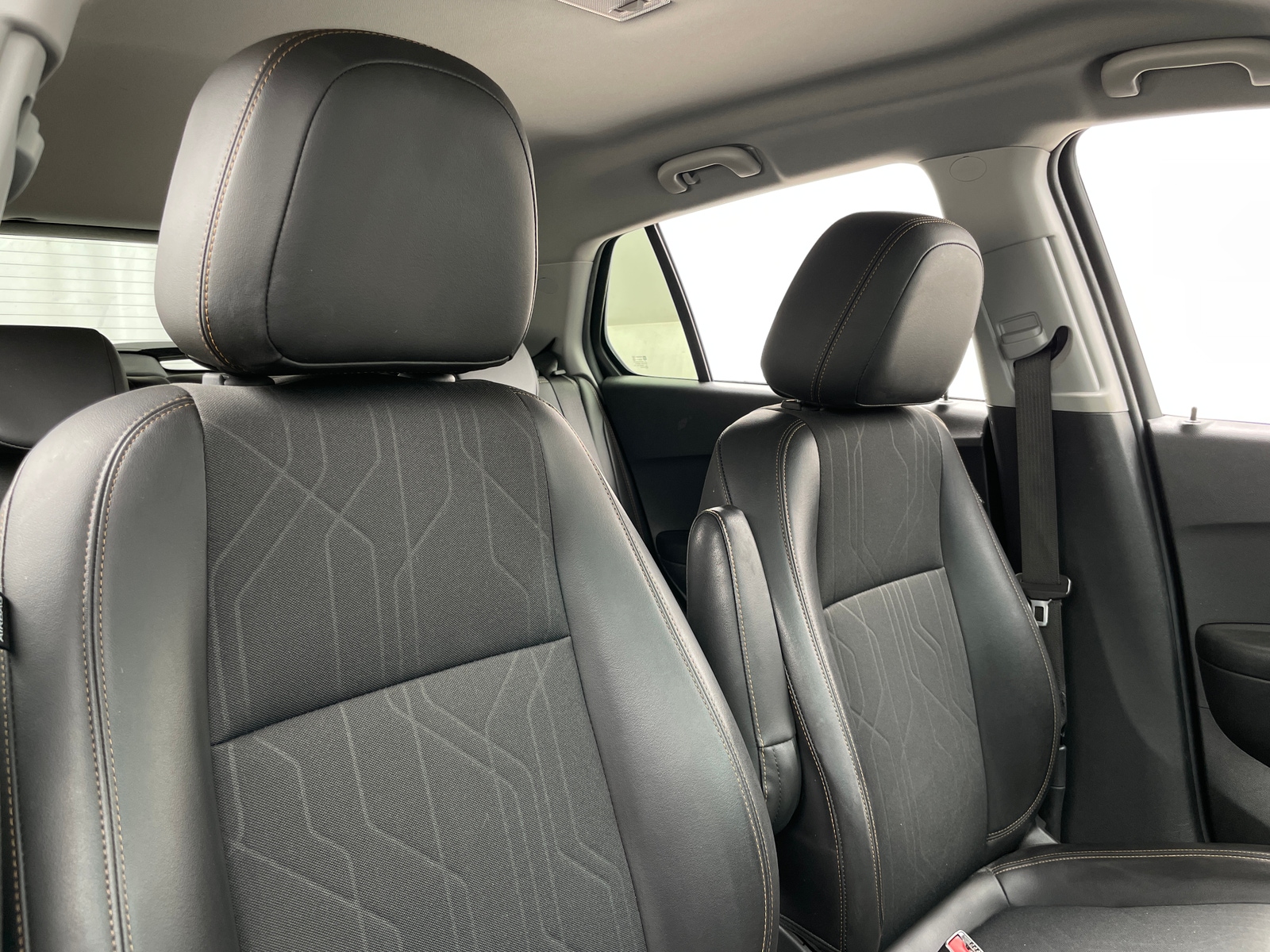 Thumbnail: 2022 Chevrolet Trax - 2