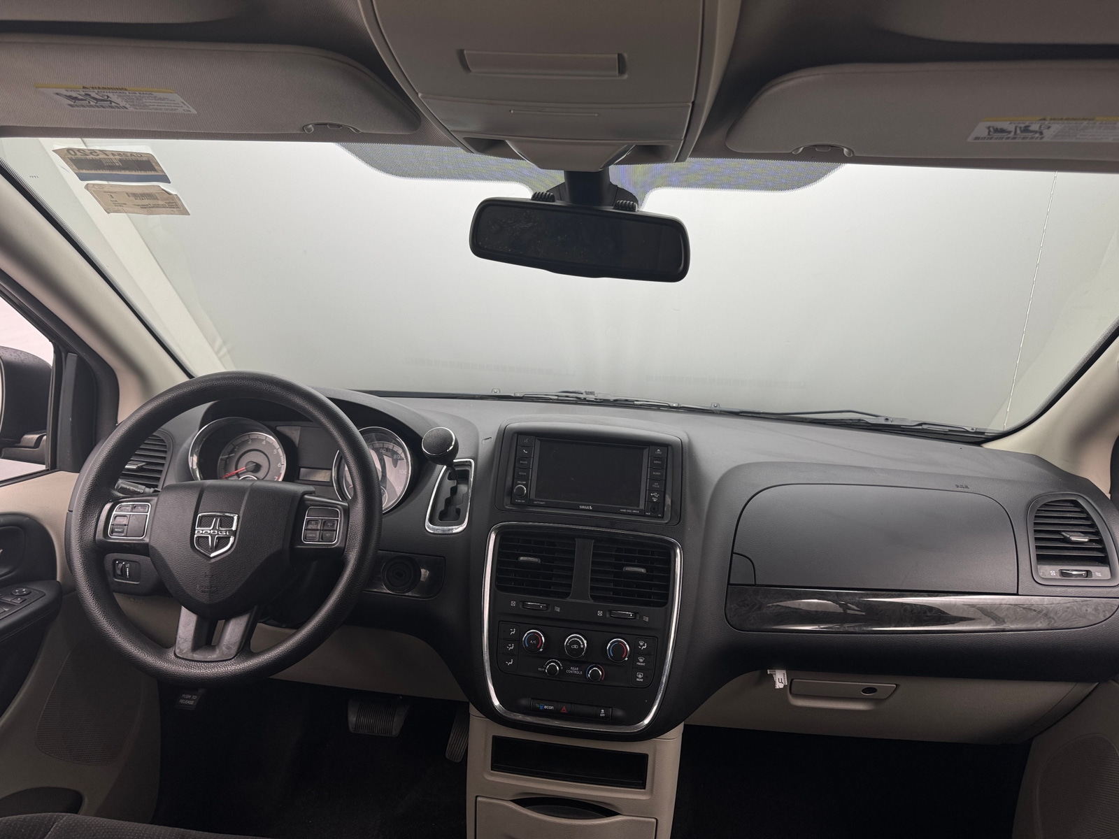 Thumbnail: 2019 Dodge Grand Caravan - 3