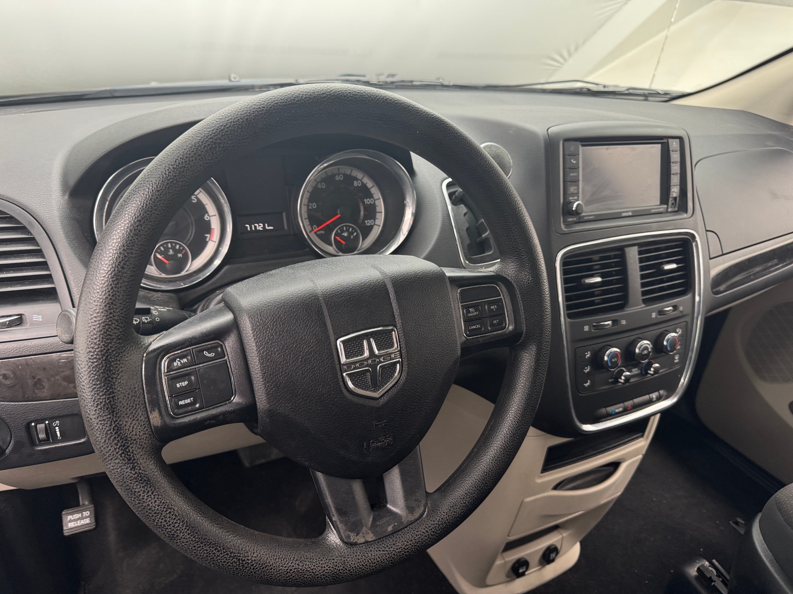 Thumbnail: 2019 Dodge Grand Caravan - 5