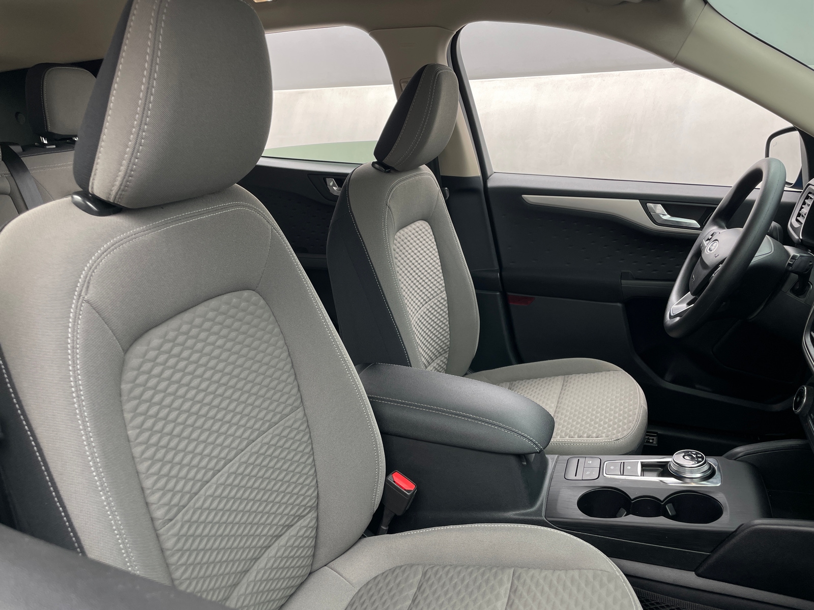 Thumbnail: 2020 Ford Escape - 2