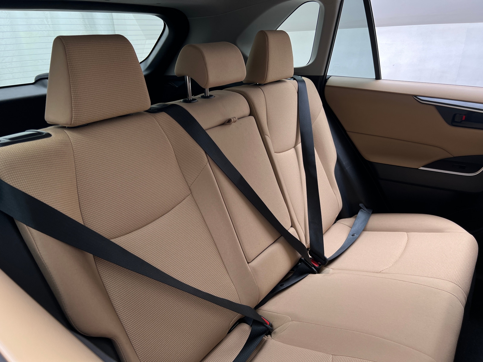 Thumbnail: 2022 Toyota RAV4 - 6