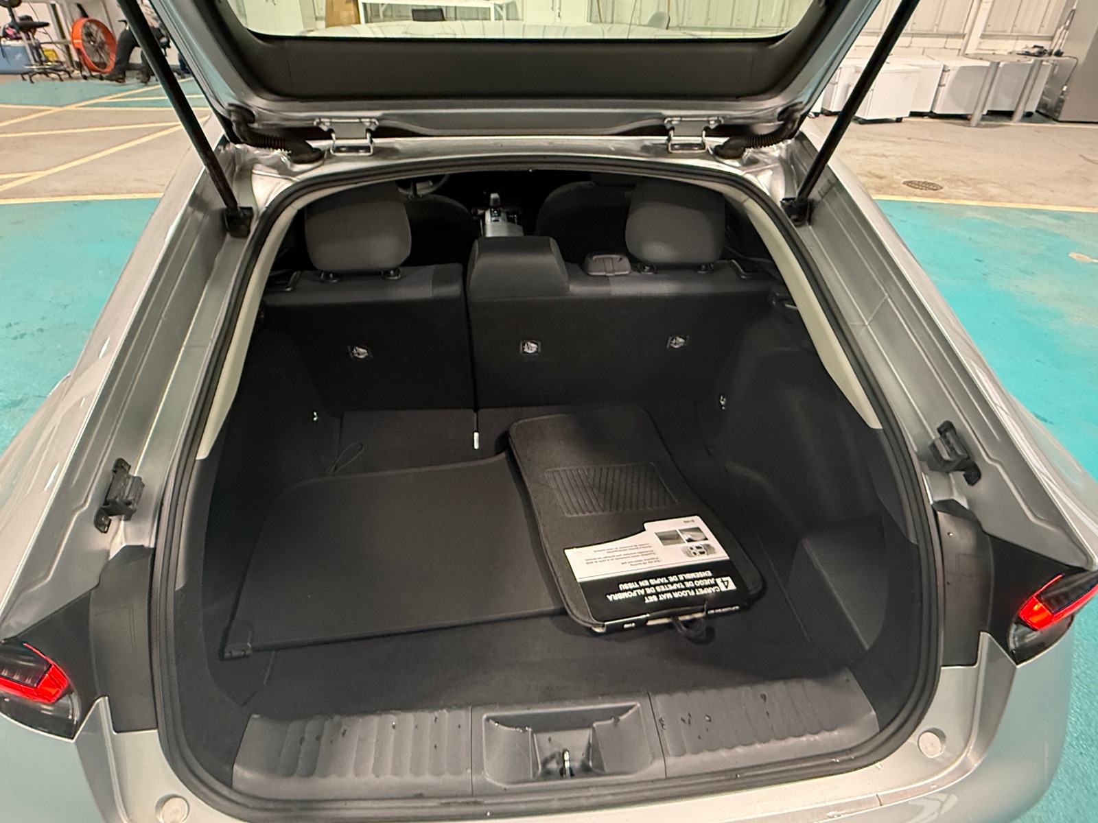 Thumbnail: 2025 Toyota Prius - 7