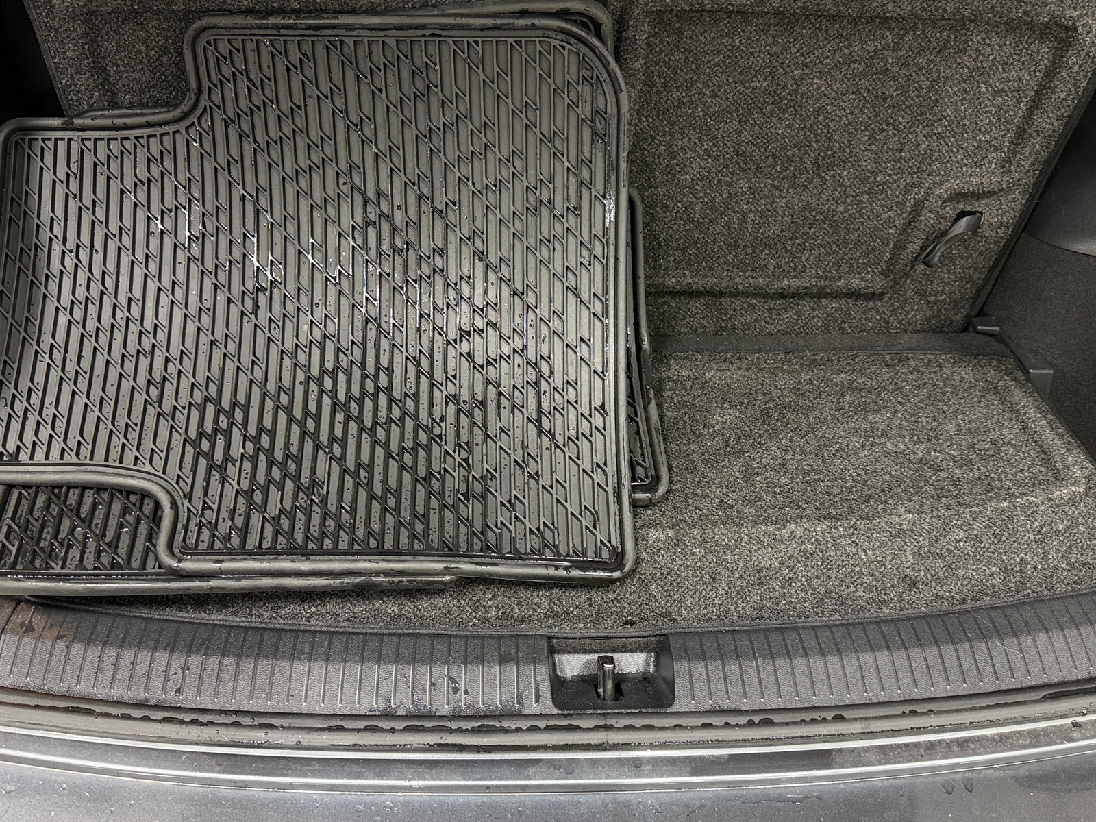 Thumbnail: 2021 Volkswagen Tiguan - 6