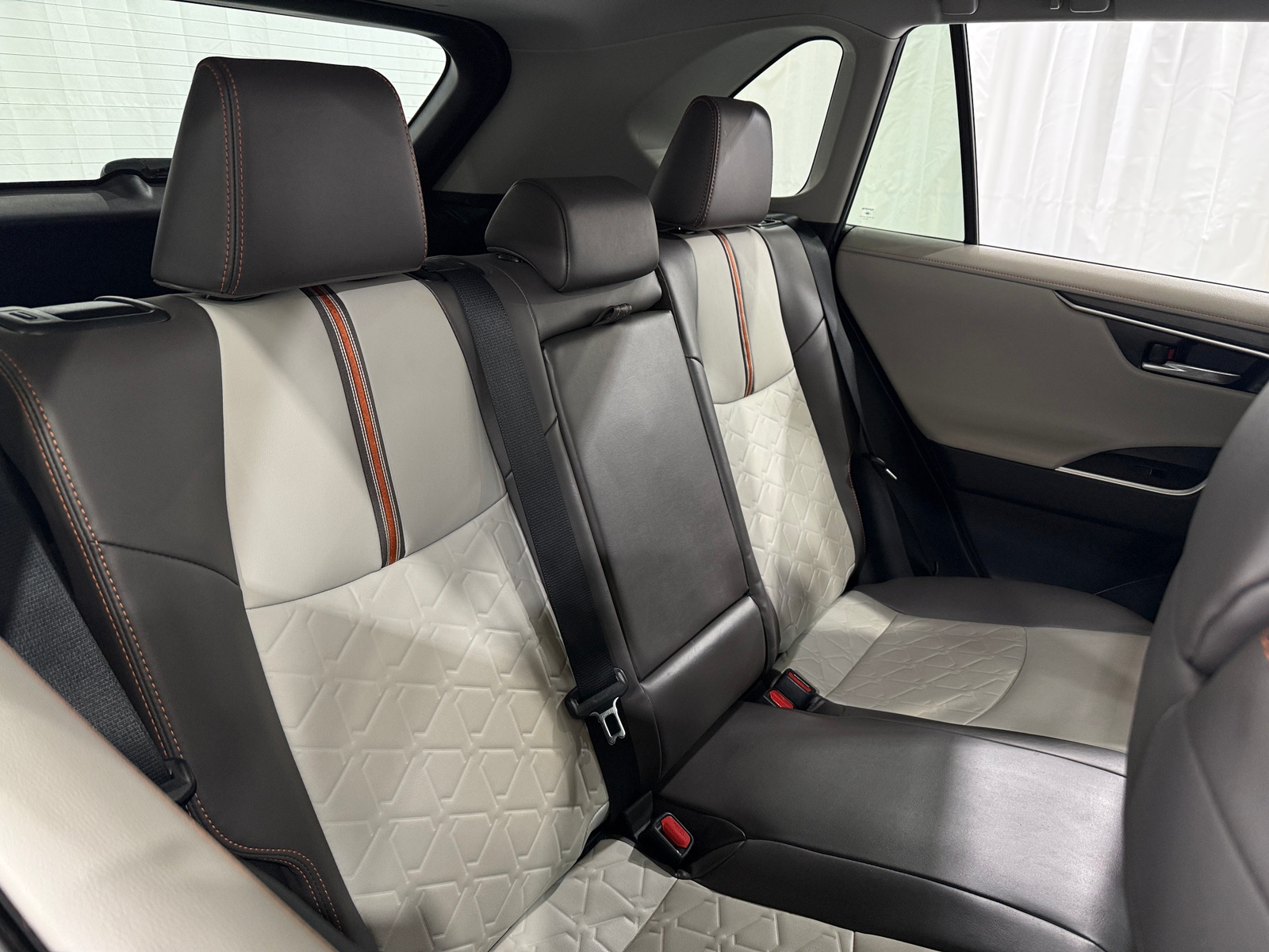 Thumbnail: 2022 Toyota RAV4 - 5