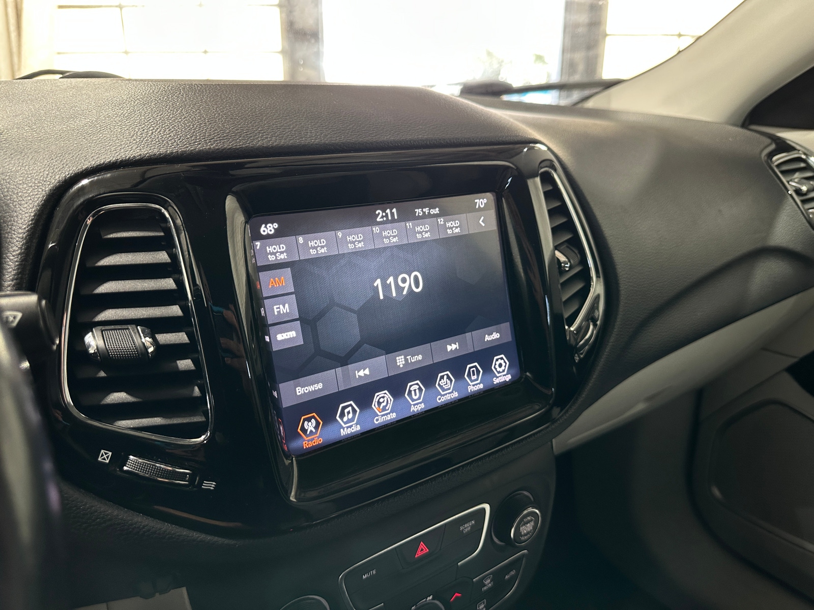 Thumbnail: 2020 Jeep Compass - 3