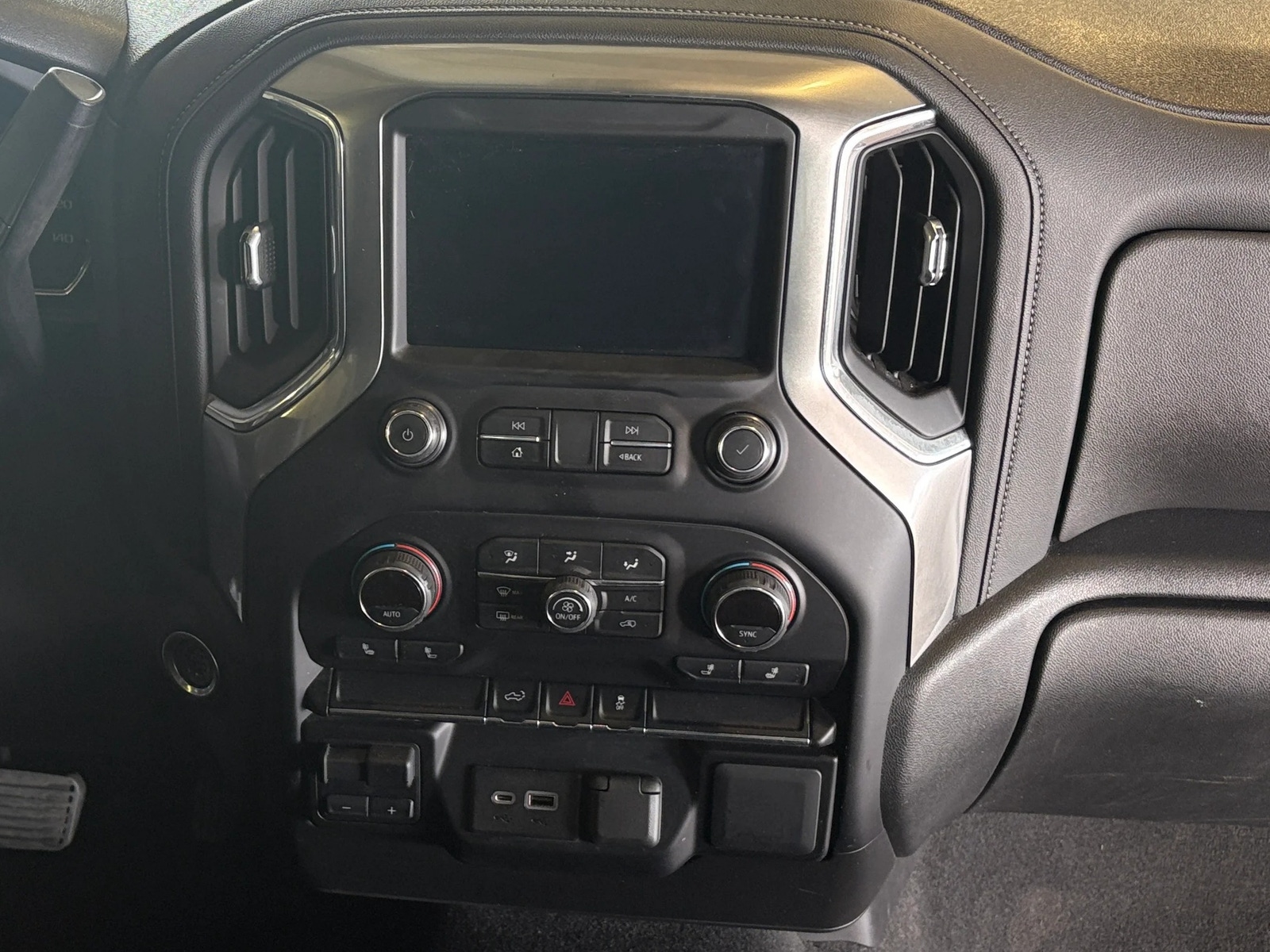 Thumbnail: 2021 Chevrolet Silverado 3500 - 3